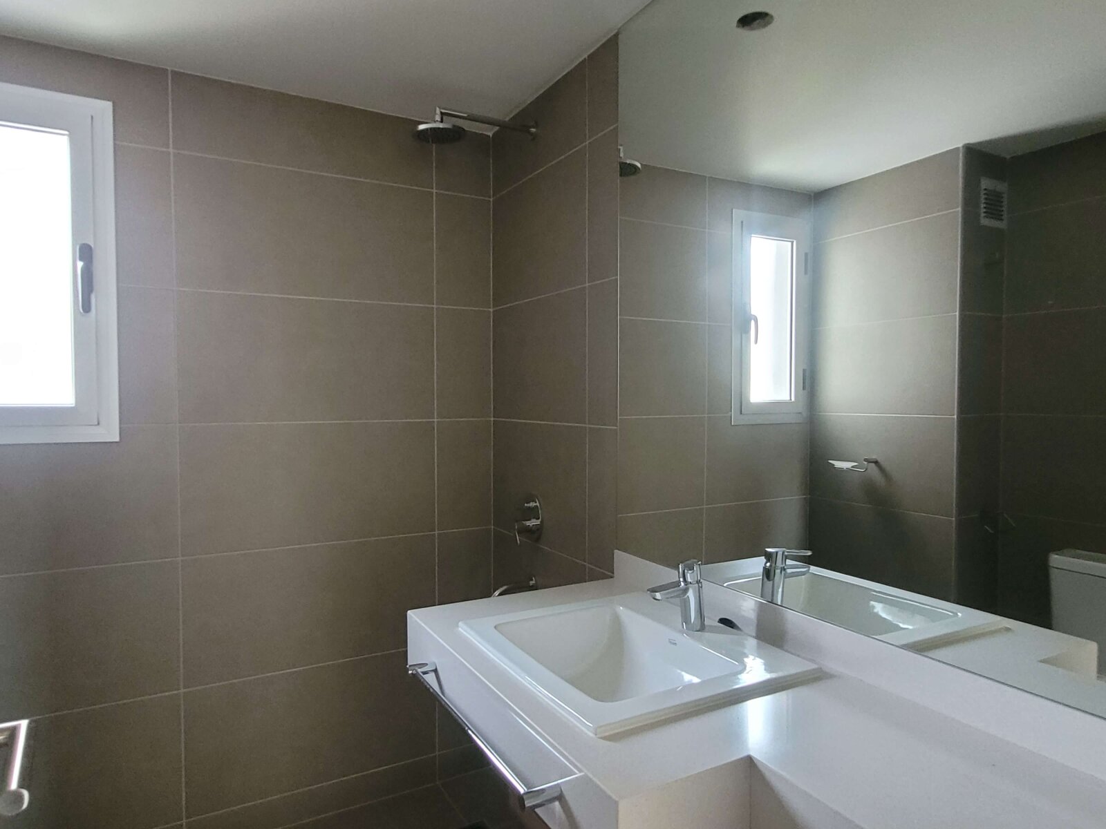 Mendoza 1465 | Semipiso Premium de 2 Dormitorios con Terraza Privada, Cochera y Baulera en Edificio Sol de Patagonia XXVI - 11