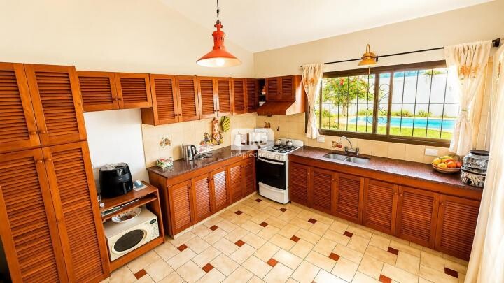 CASA CHALET ARGUELLO - Imagen 18