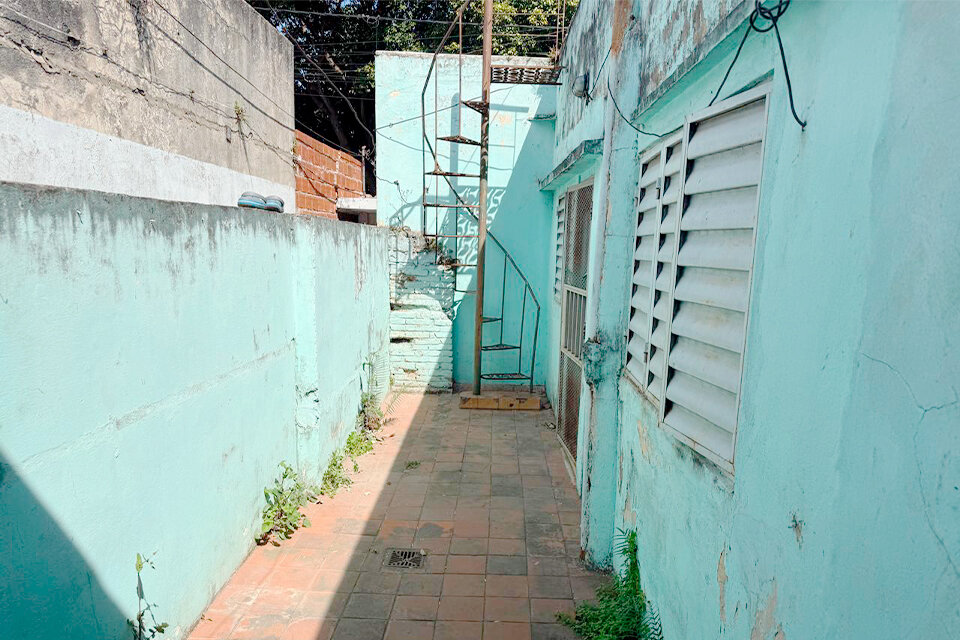 CASA DE 2 DORMITORIOS A REMODELAR AV. SAN MARTIN Y DR. RIVA — foto 10