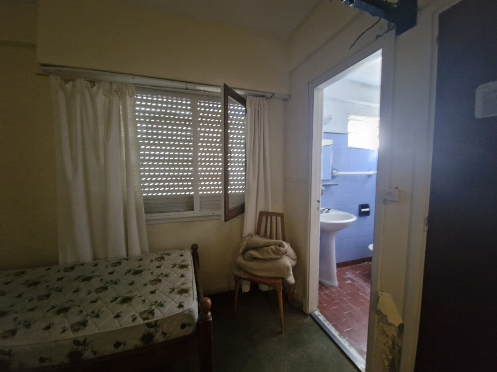 HOTEL A LA VENTA - ZONA GUEMES / ALDREY - 17