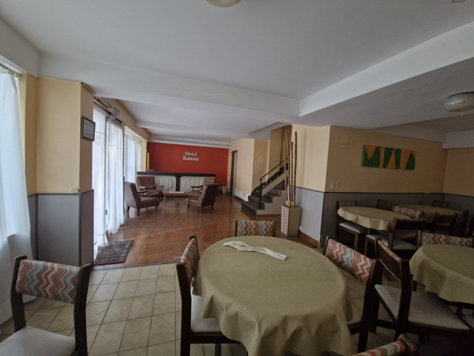 HOTEL A LA VENTA - ZONA GUEMES / ALDREY - 3
