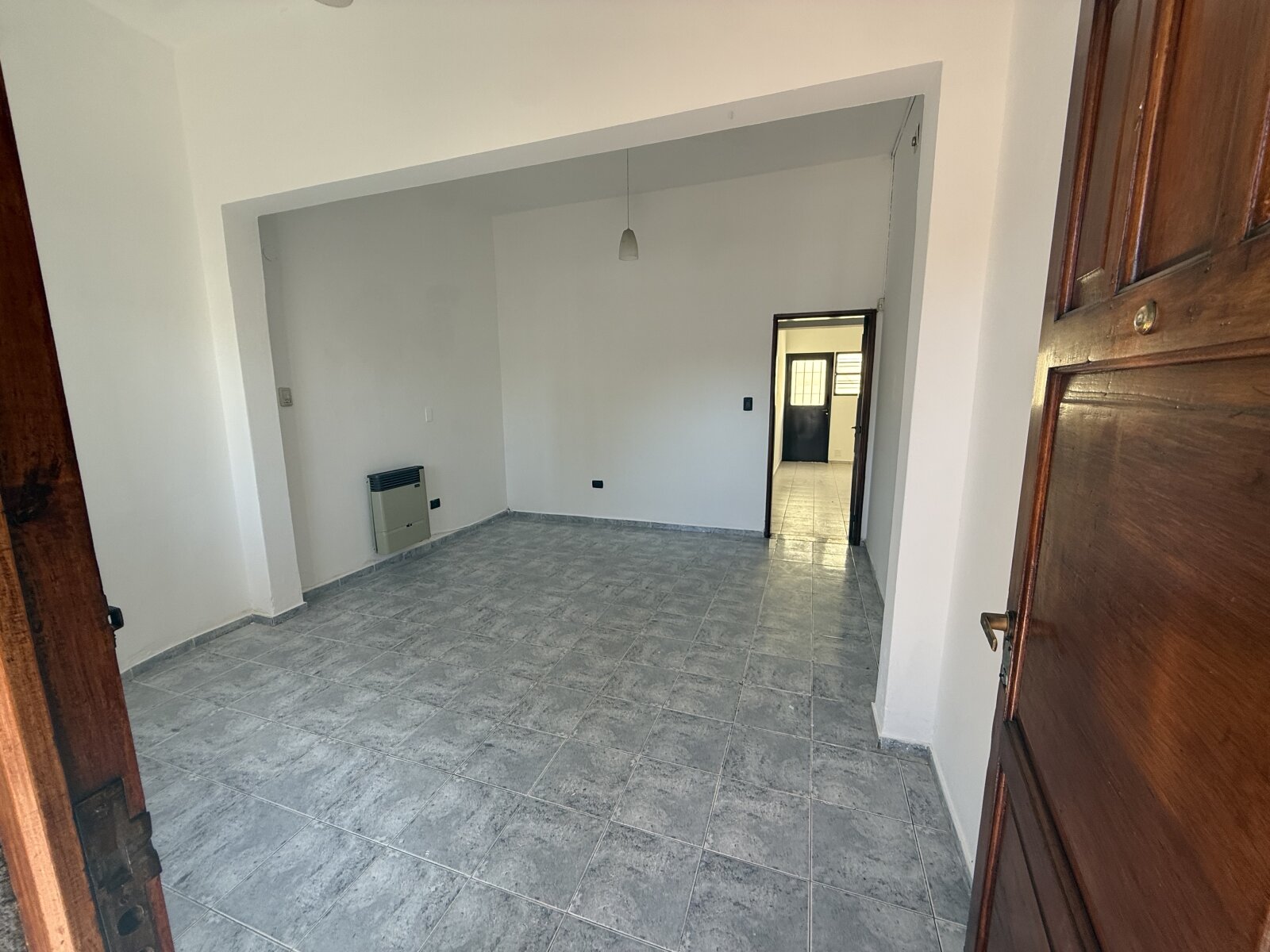 B° San Martín - 2 dorm y patio con asador - escritura apta crédito — foto 4