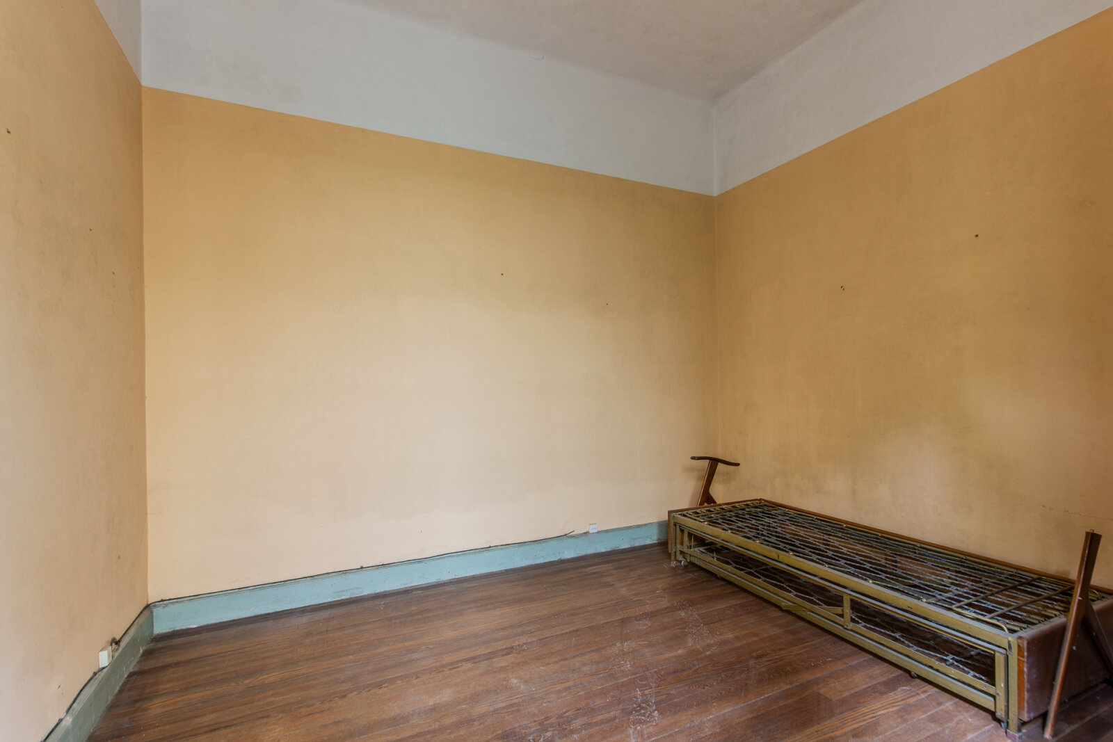 Venta. PH 4 ambie. Terraza. Patio. Para refaccionar totalmente. Colegiales - 17