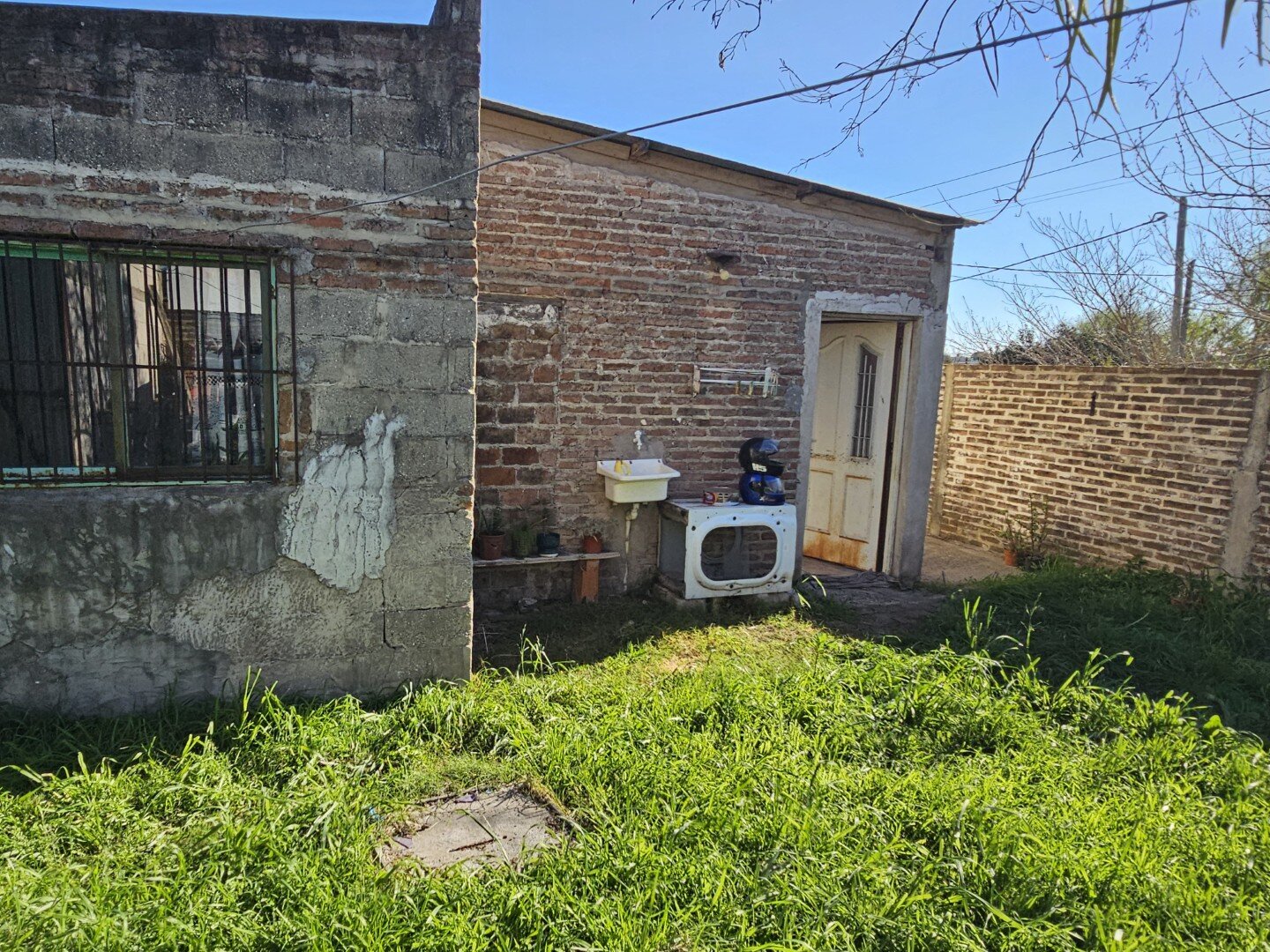 Casa – 3 de Febrero 702, esquina Liniers - 5