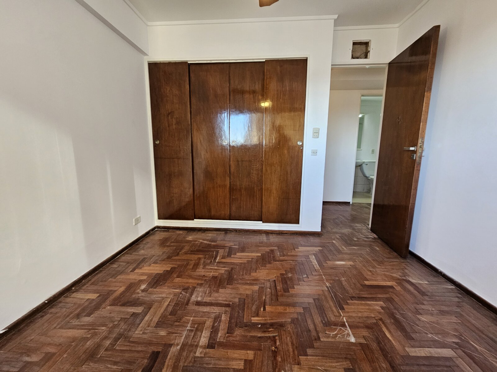 Venta 3 dormitorios + Cochera - Fte a Plaza España - Nueva Córdoba - Imagen 17
