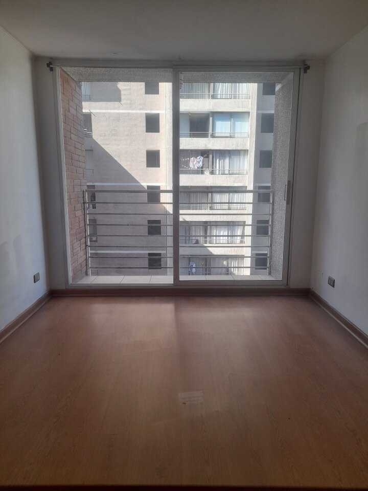 Departamento en Teatinos con Santo Domingo  con 50% de descuento el primer mes de arriendo