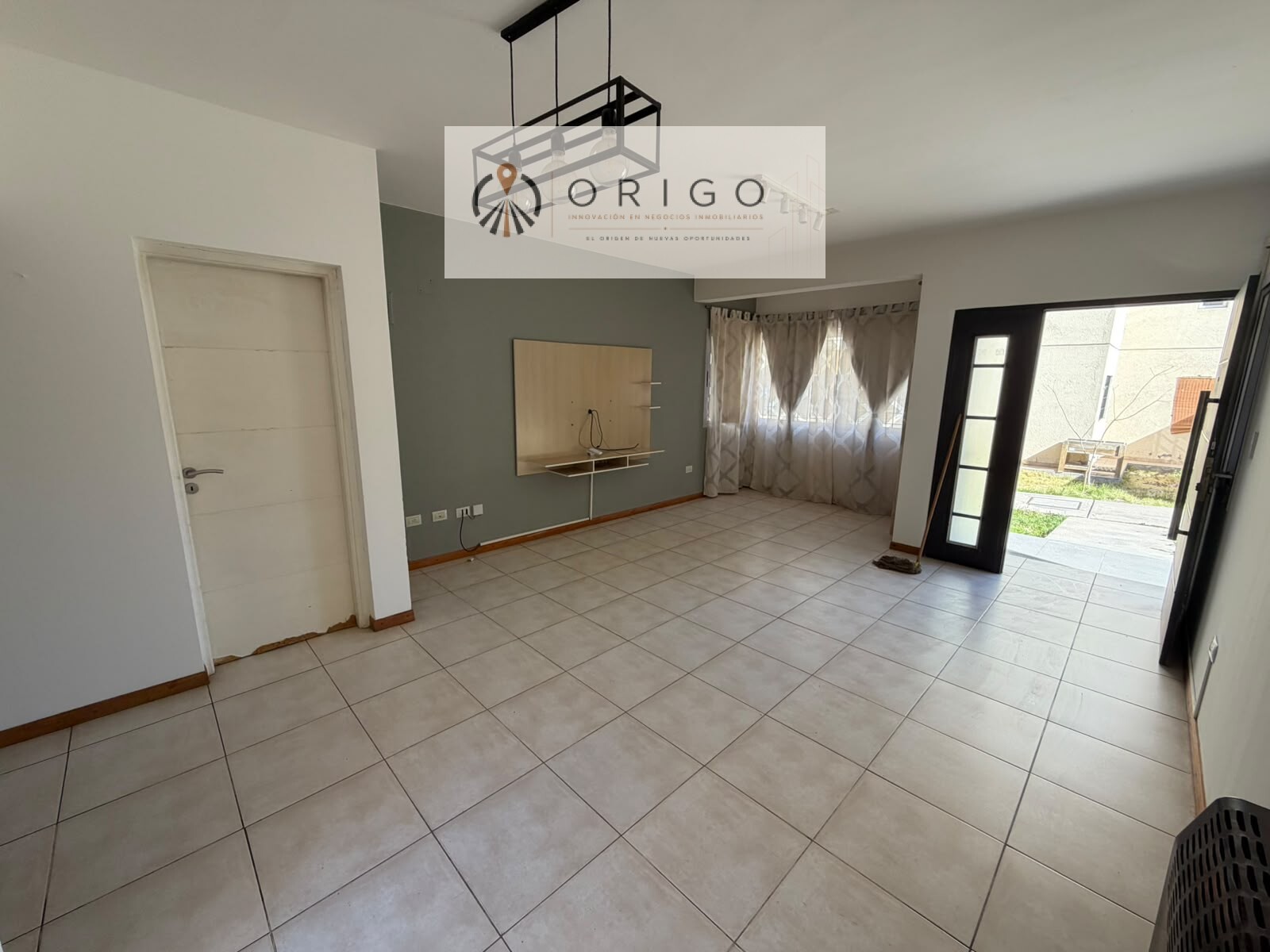 ORIGO NEGOCIOS INMOBILIARIOS ALQUILA EXCELENTE DEPARTAMENTO EN PLANTA BAJA., EN BARRIO CHAPAGNAT. - 3