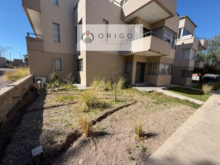 Excelente Departamento en Planta Baja., en Barrio Chapagnat