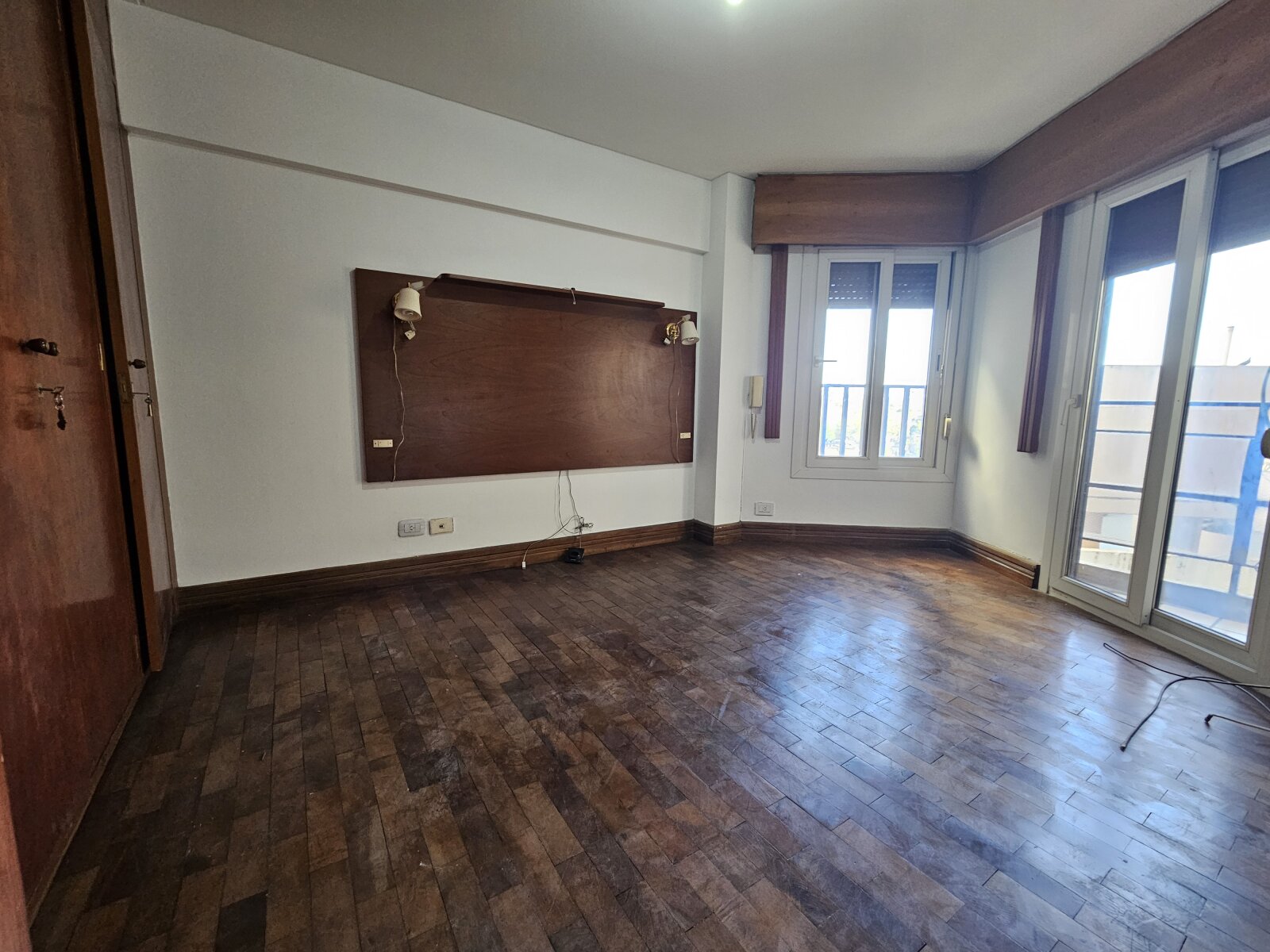 Piso + Cochera en venta Frente al Parque - Nueva Córdoba - Imagen 16