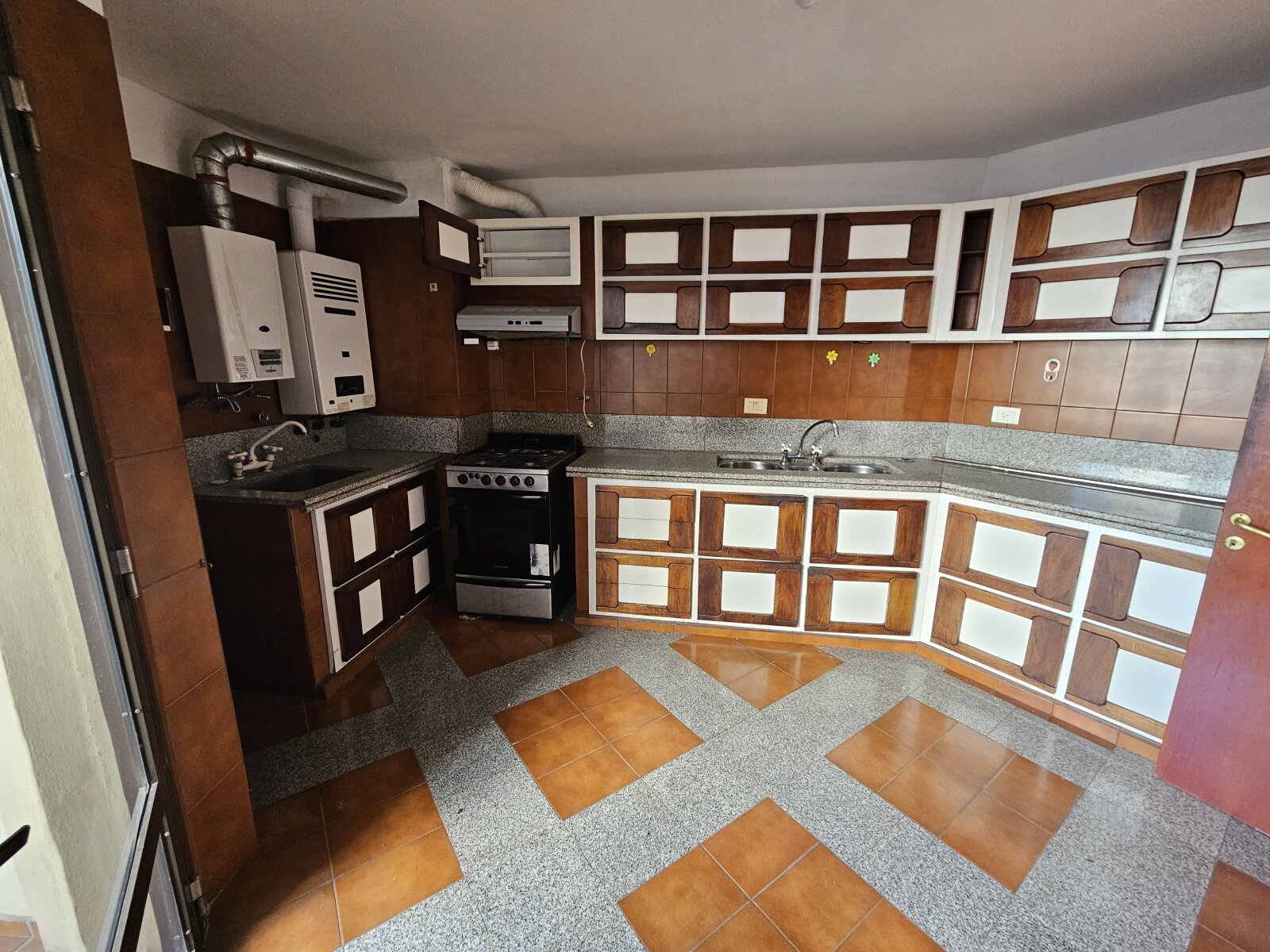 Piso + Cochera en venta Frente al Parque - Nueva Córdoba - Imagen 22