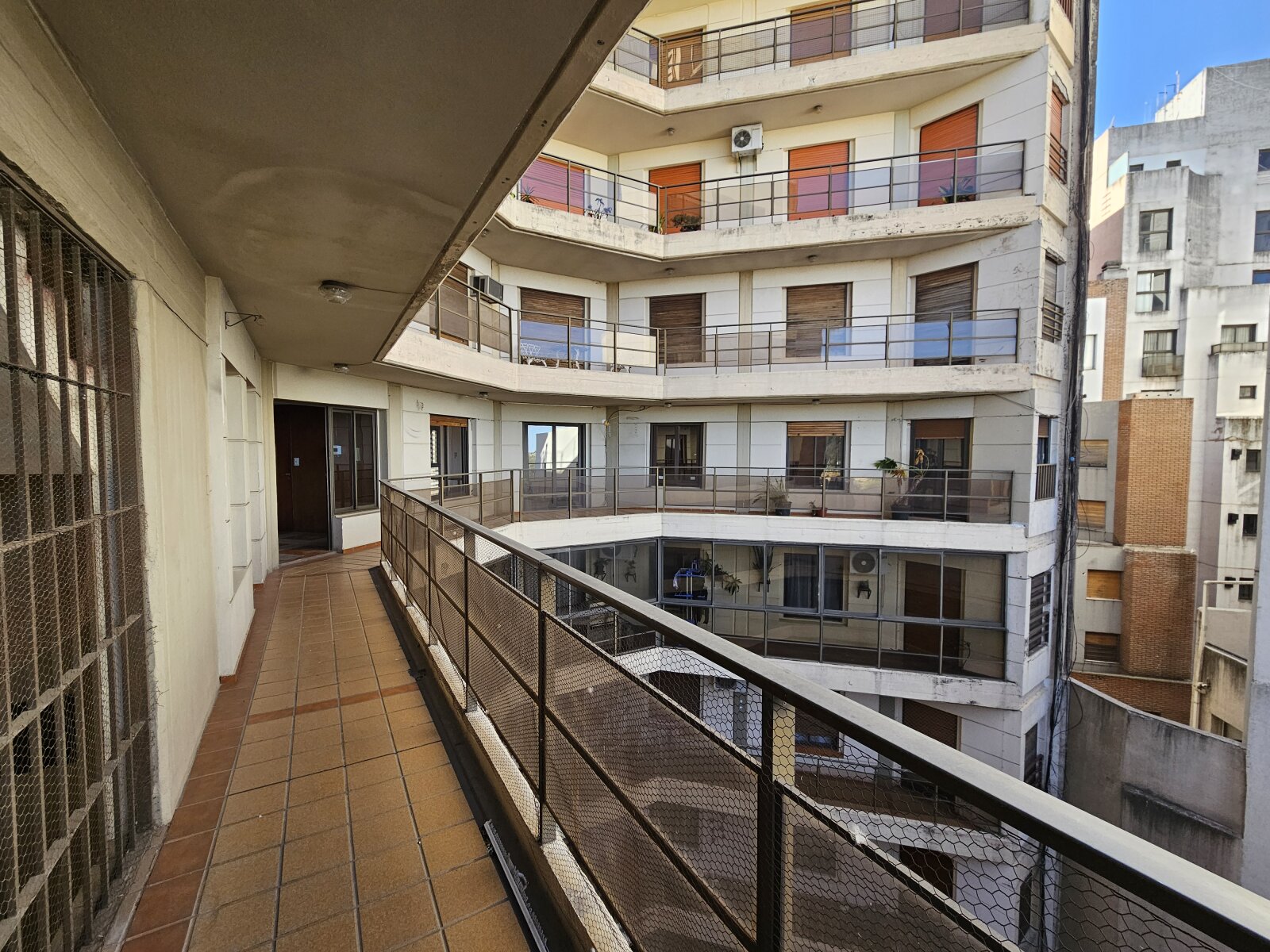 Piso + Cochera en venta Frente al Parque - Nueva Córdoba — foto 2