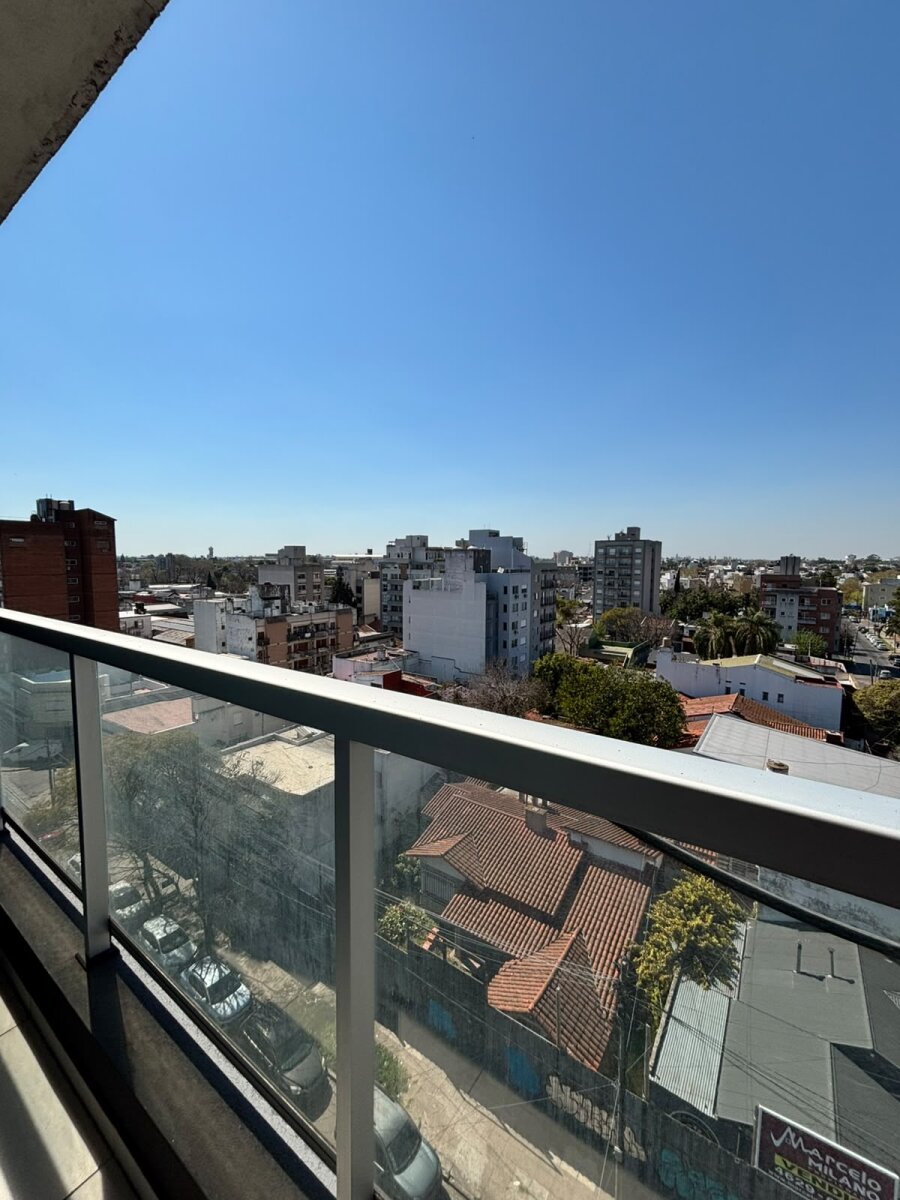 Departamento dos ambientes en Morón - 6