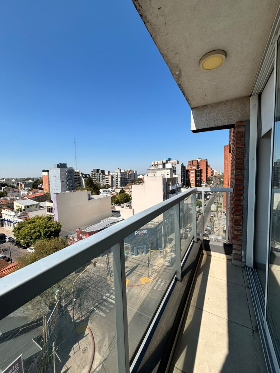 Departamento dos ambientes en Morón - 7