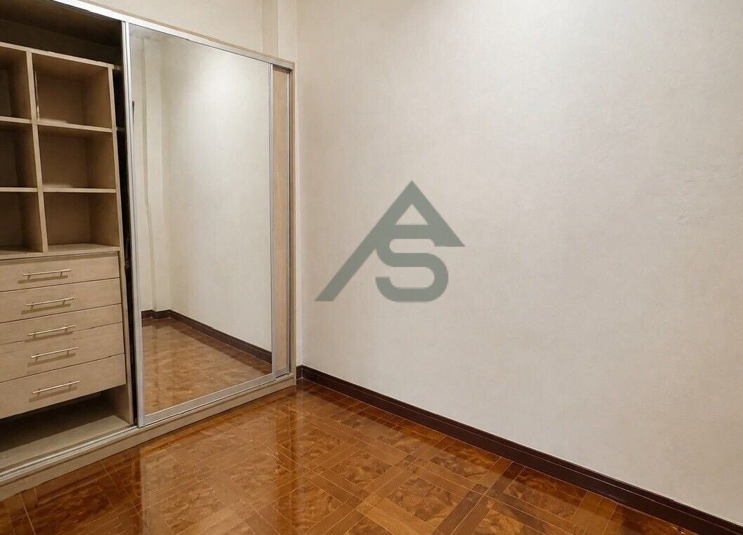 Casa en VICENTE LOPEZ 3 niveles - 24