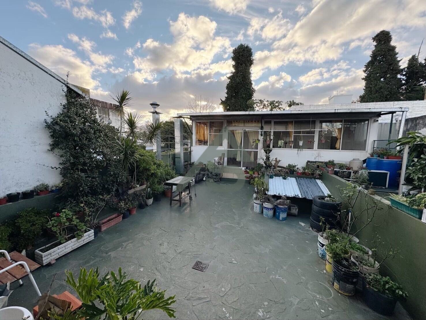 Casa en VICENTE LOPEZ 3 niveles - 32