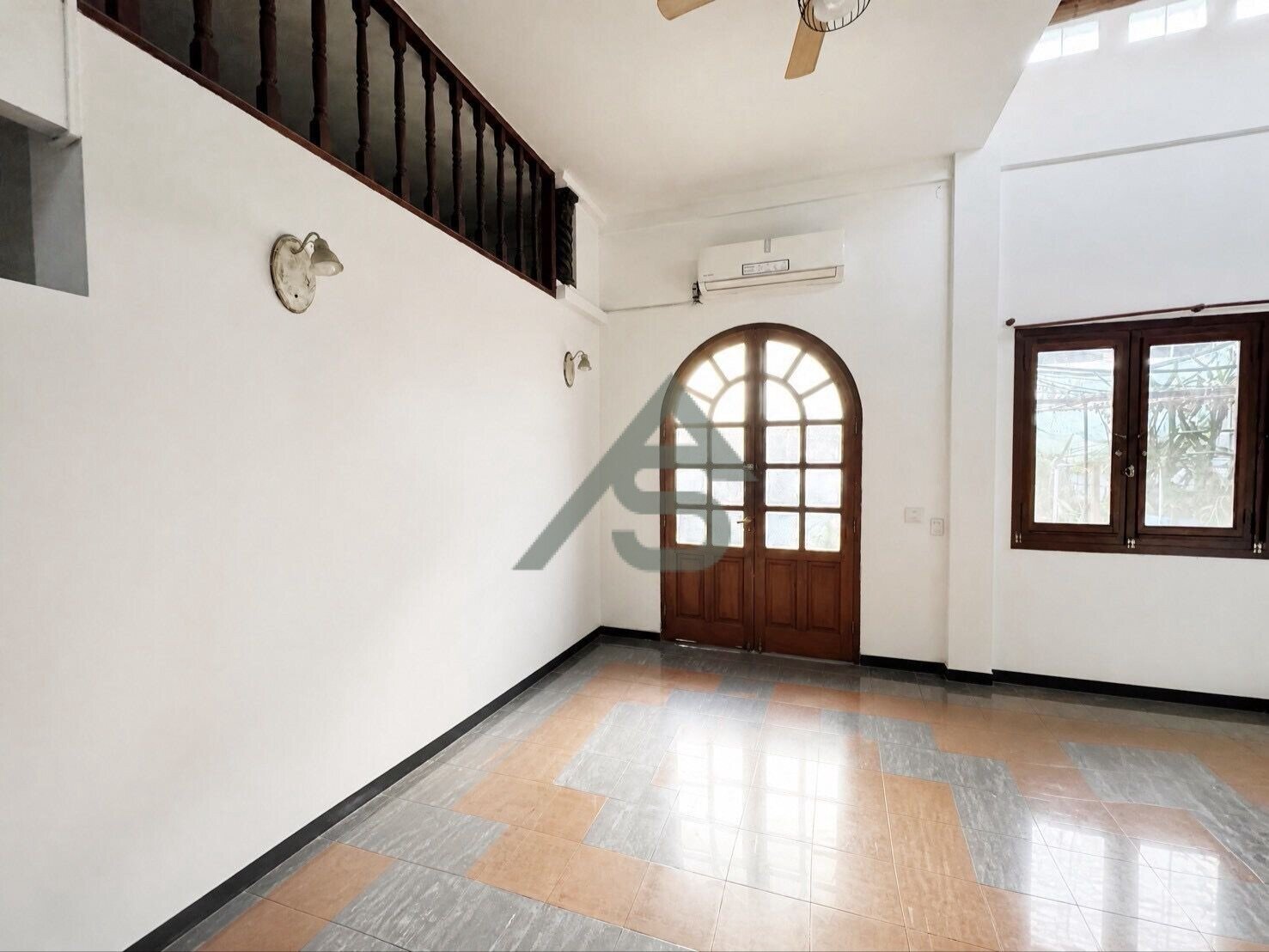 Casa en VICENTE LOPEZ 3 niveles - 13