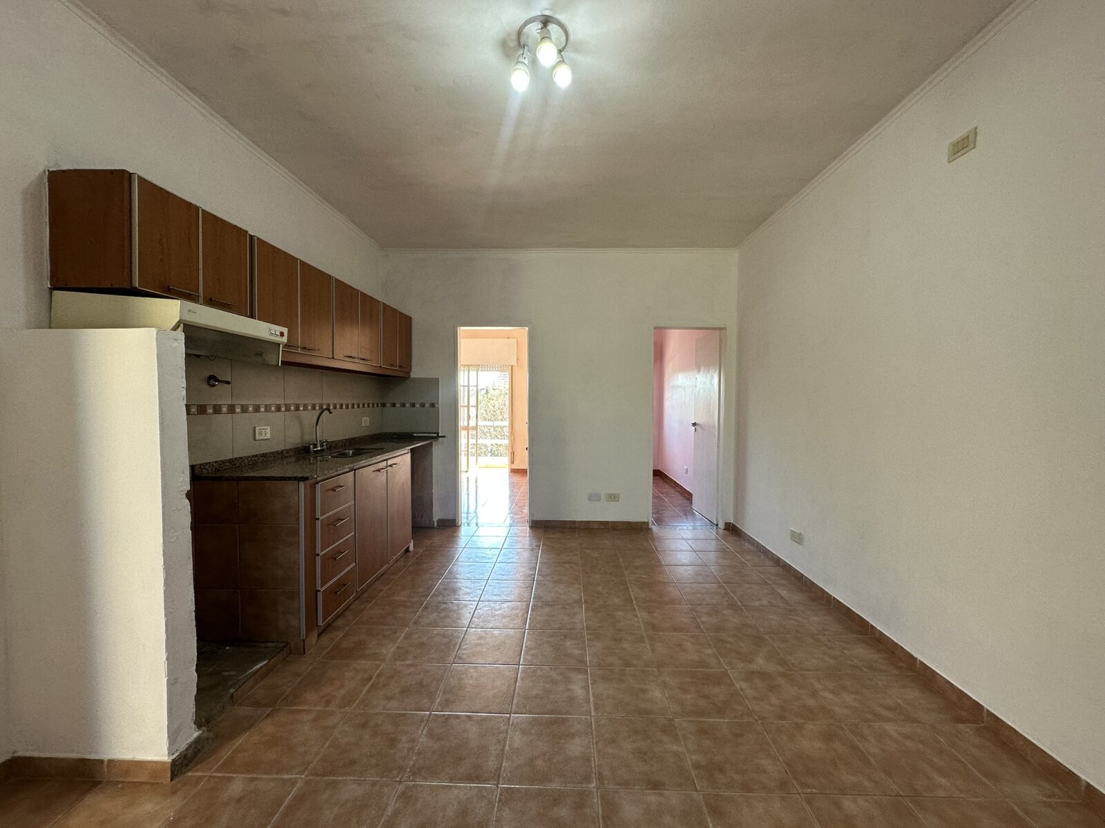 DEPARTAMENTO 3 AMB. CON BALCÓN - 2