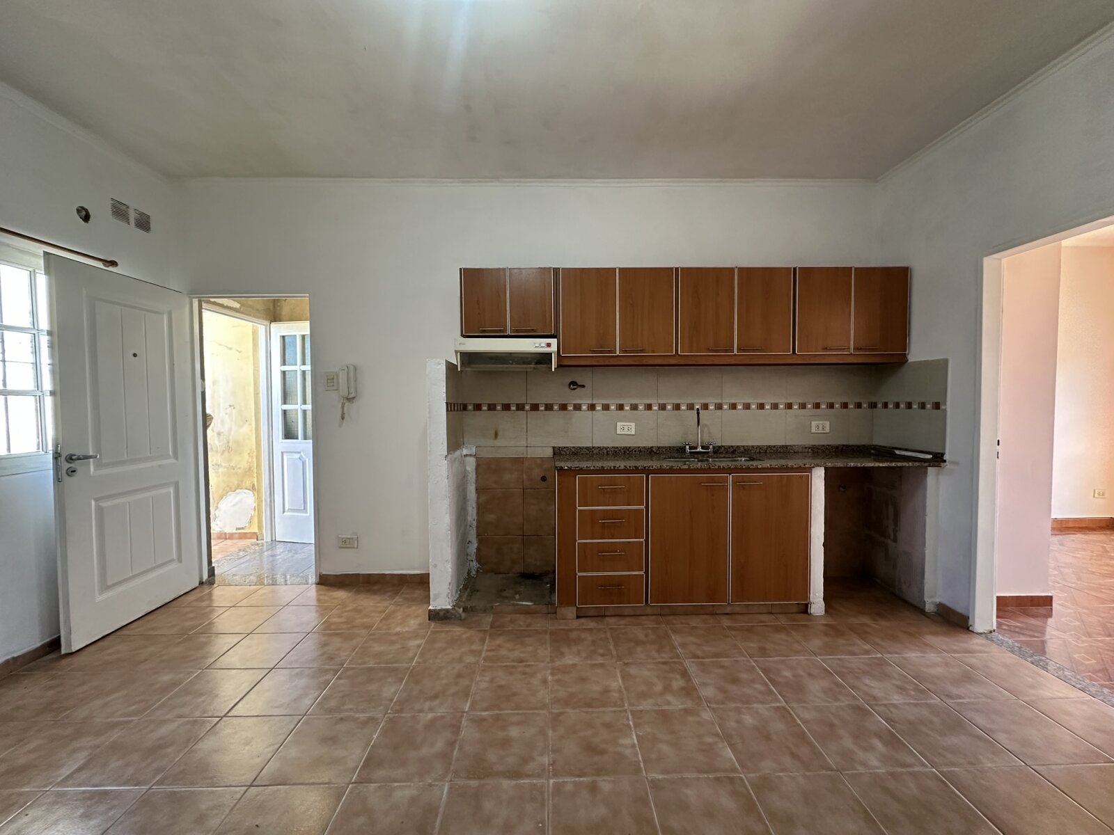 DEPARTAMENTO 3 AMB. CON BALCÓN - 4