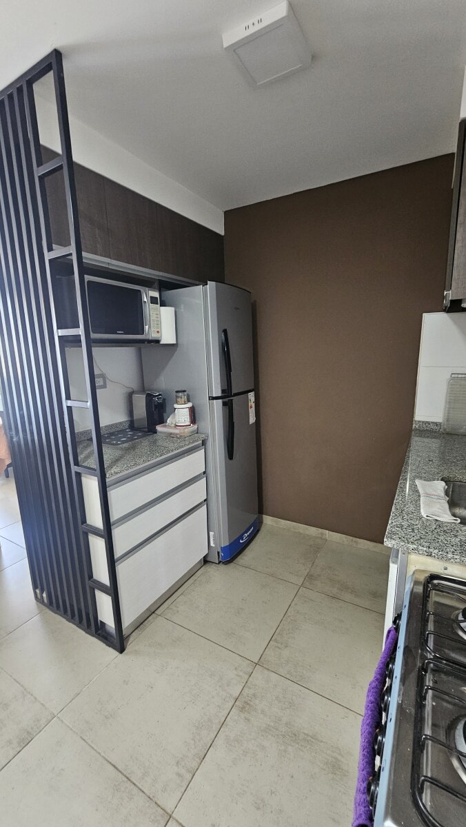 Alquiler 1 dorm con balcón - Imagen 17