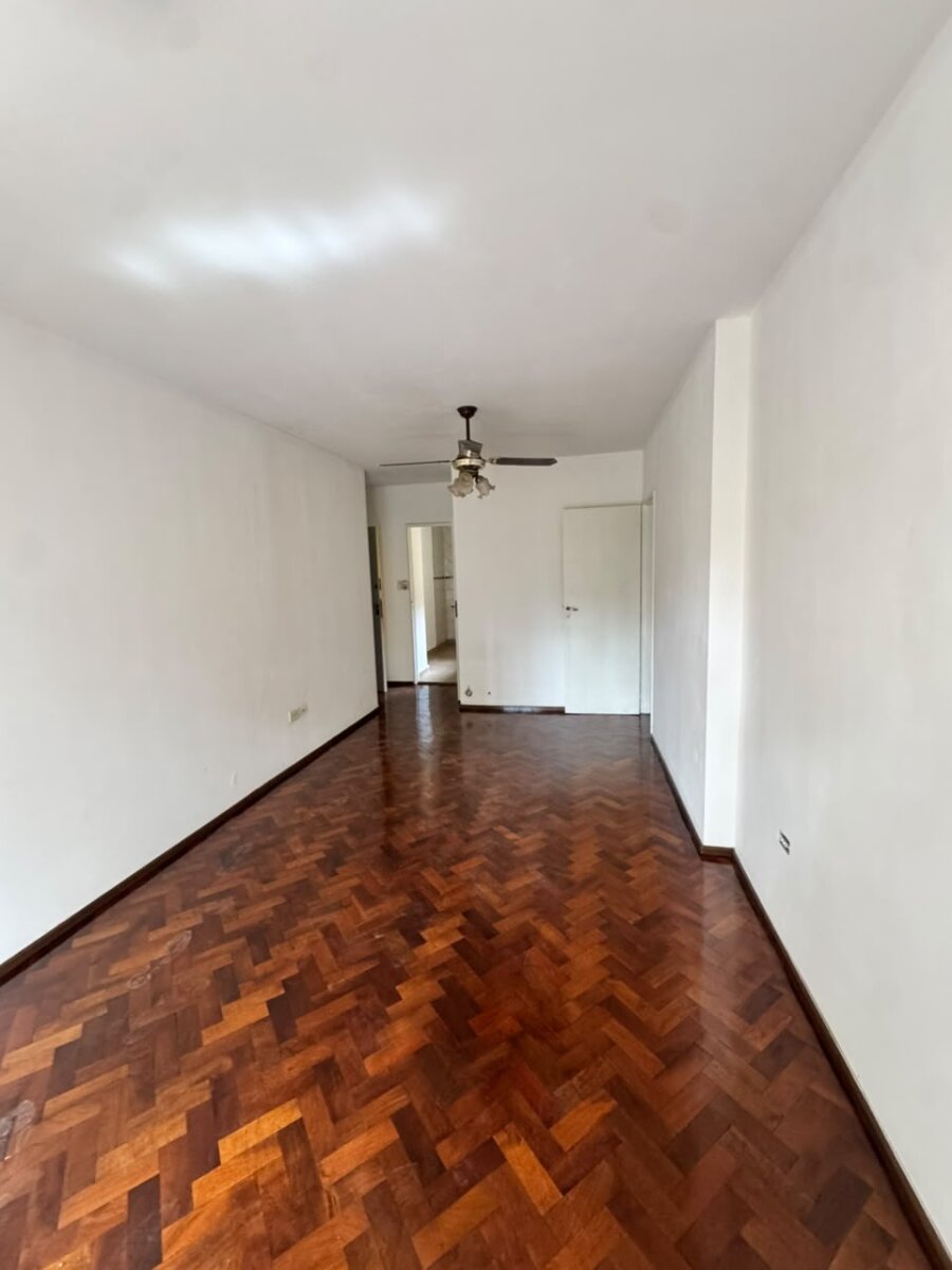 VENTA 9 DE JULIO 639 DEPARTAMENTO DE DOS DORMITORIOS CON COCHERA