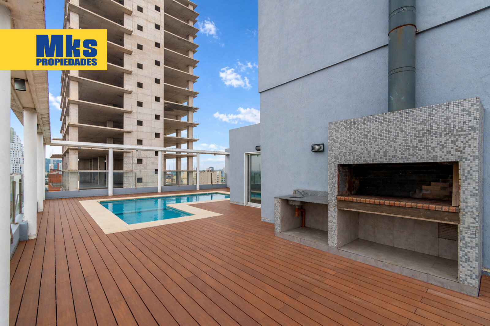 Depto 2 ambientes en venta. Al frente sobre Av Martin Garcia. Piso alto c/ pileta y SUM. - 20
