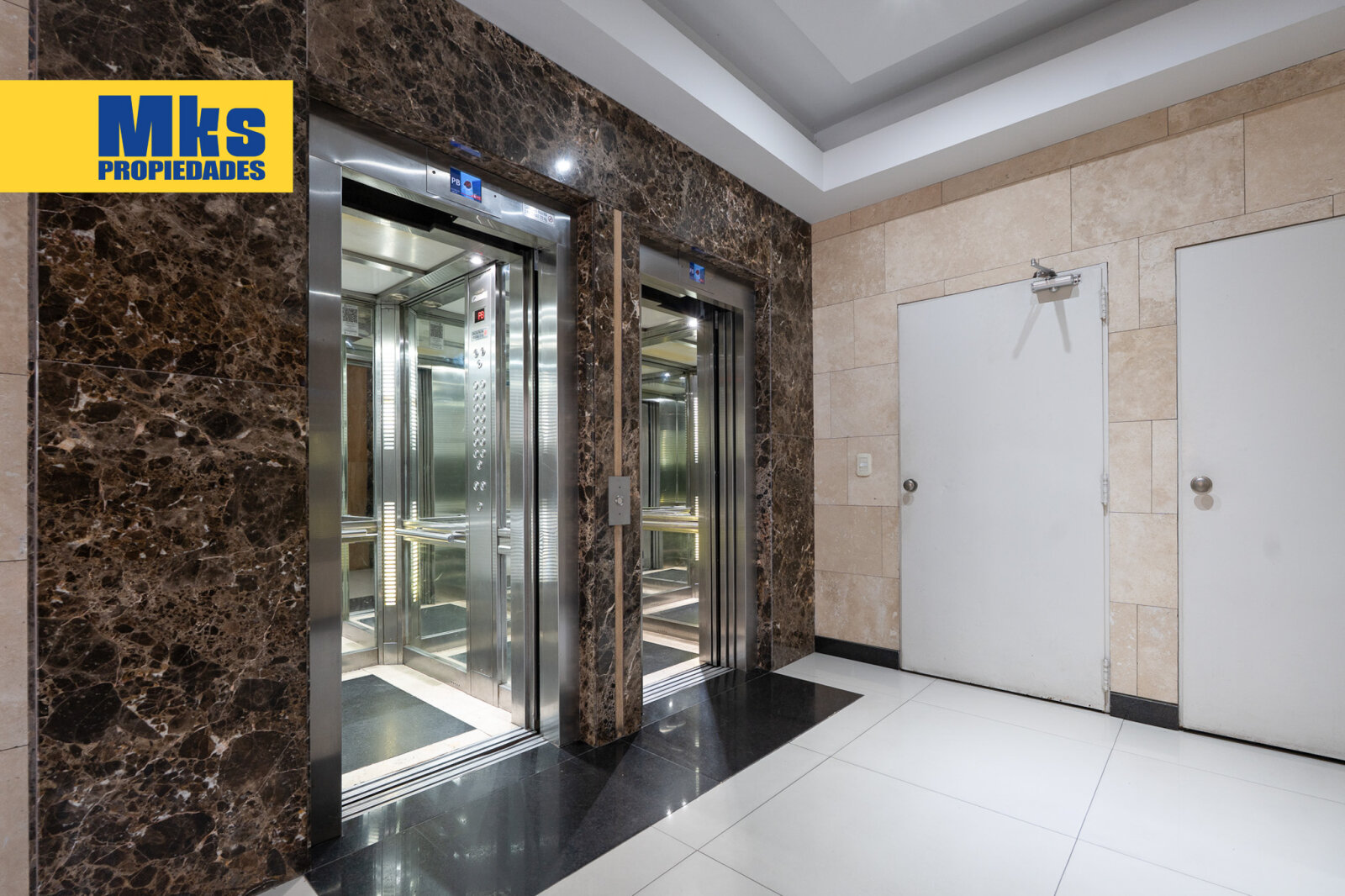 Depto 2 ambientes en venta. Al frente sobre Av Martin Garcia. Piso alto c/ pileta y SUM. - 23