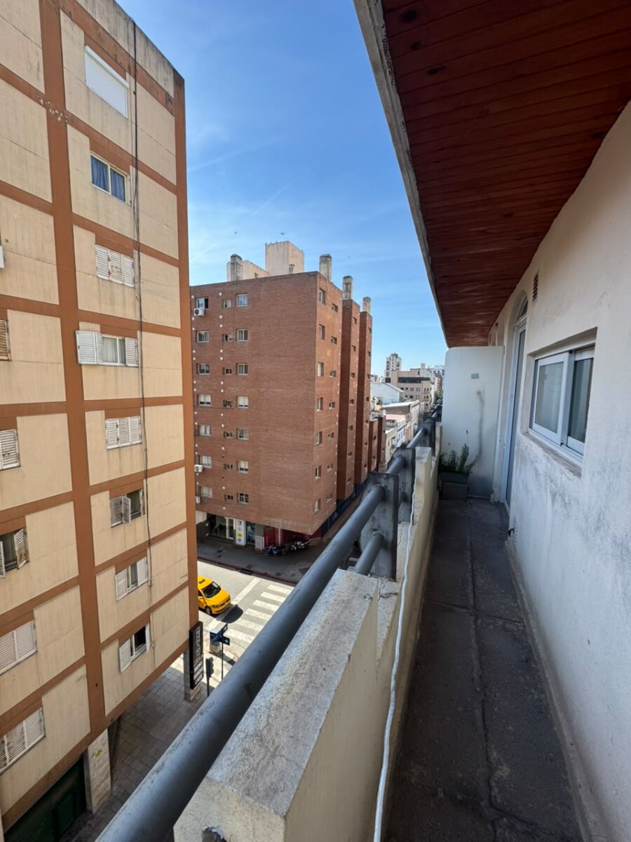 Departamento un Dormitorio con Blacon - Centro - Imagen 7