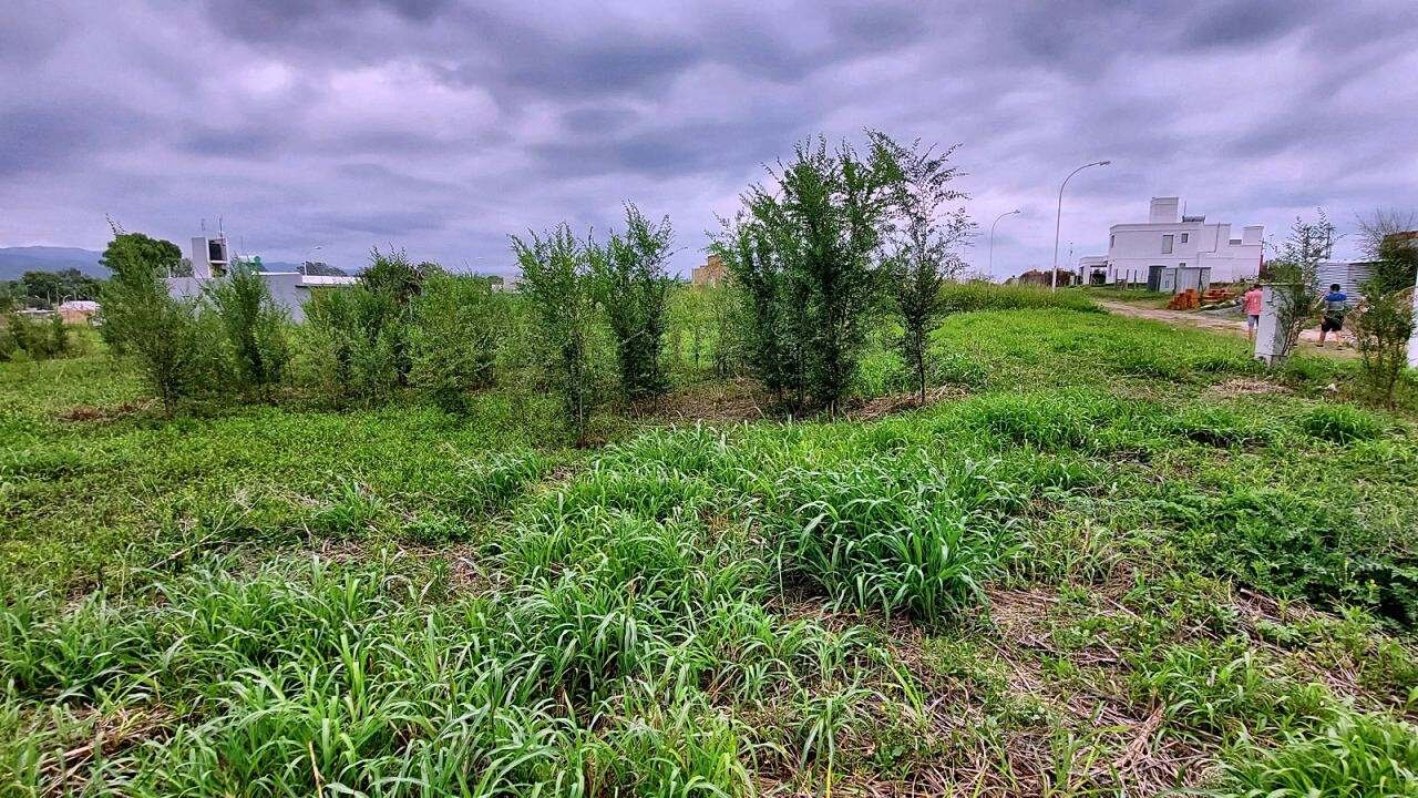 Lote esquina en venta 624 m² en barrio cerrado Aires del Nordeste · Mz 26 L 1 - 4