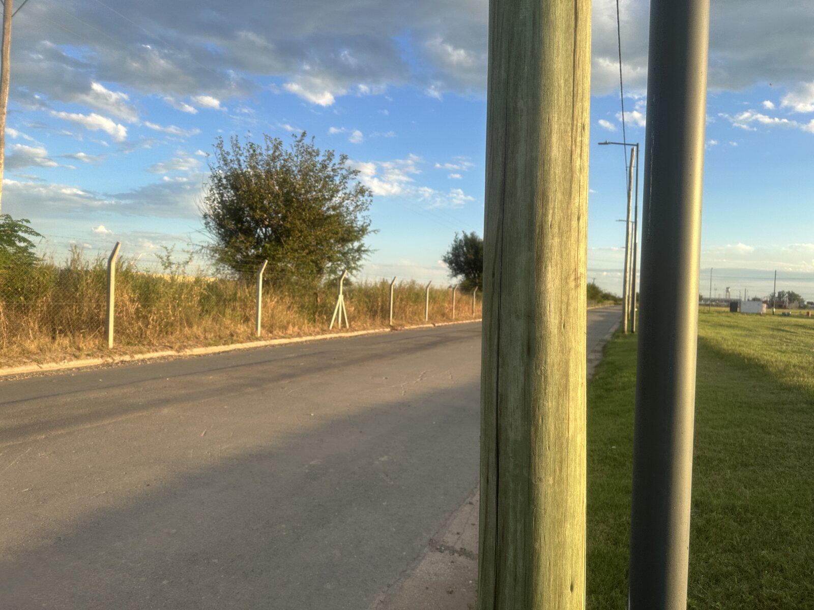 VENTA LOTE EN CUESTAS DE MANANTIALES 250 M2, TOMO DPTO EN PARTE DE PAGO — foto 5