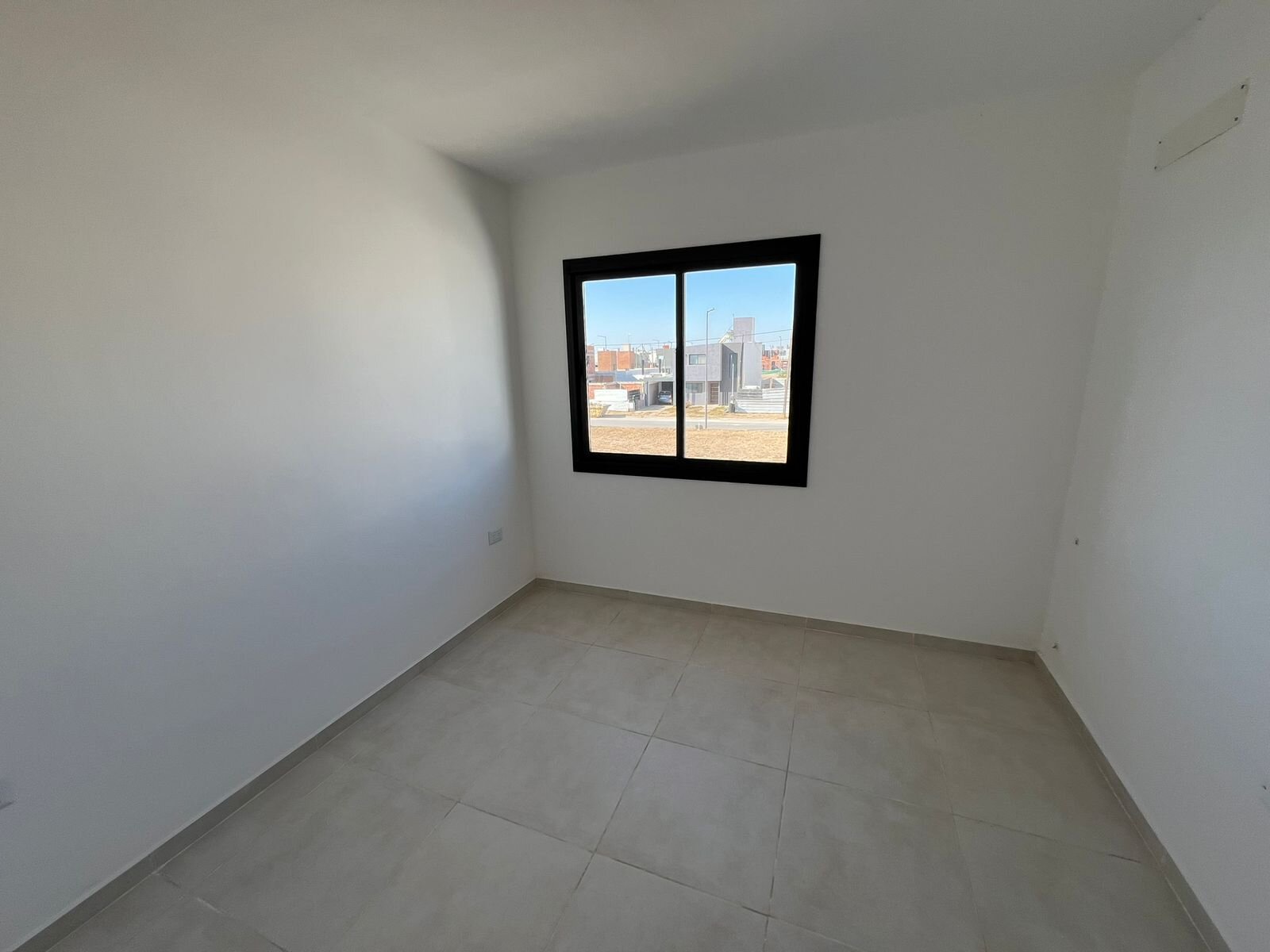 Duplex en Alquiler de 3 dormitorios en Colinas de Manantiales - Imagen 18