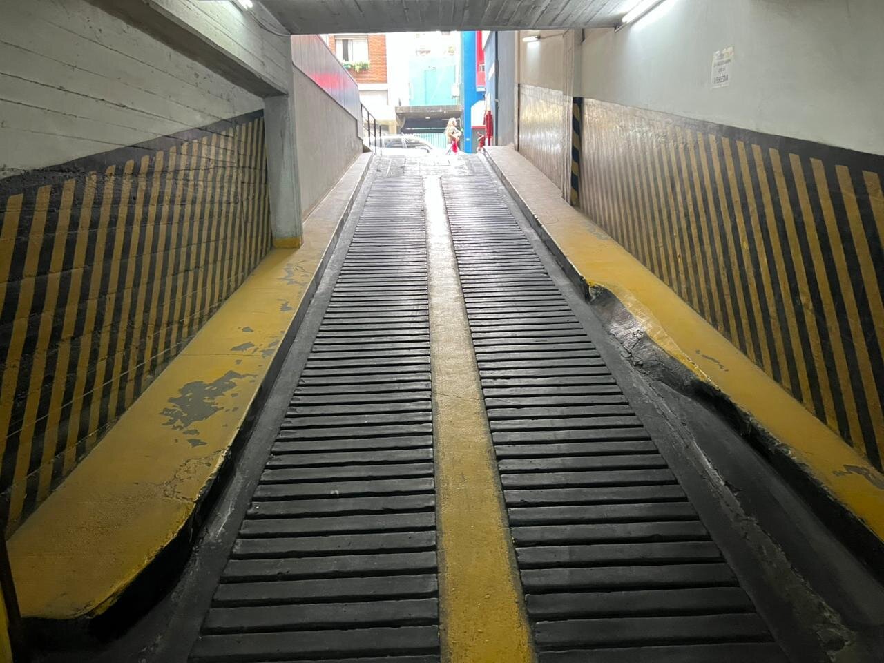 Talcahuano 958 — foto 5