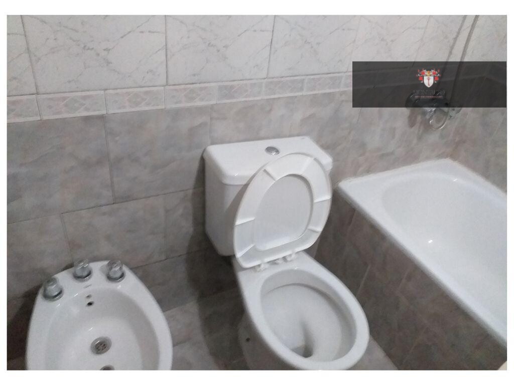 MONOAMBIENTE 1 PISO - 4