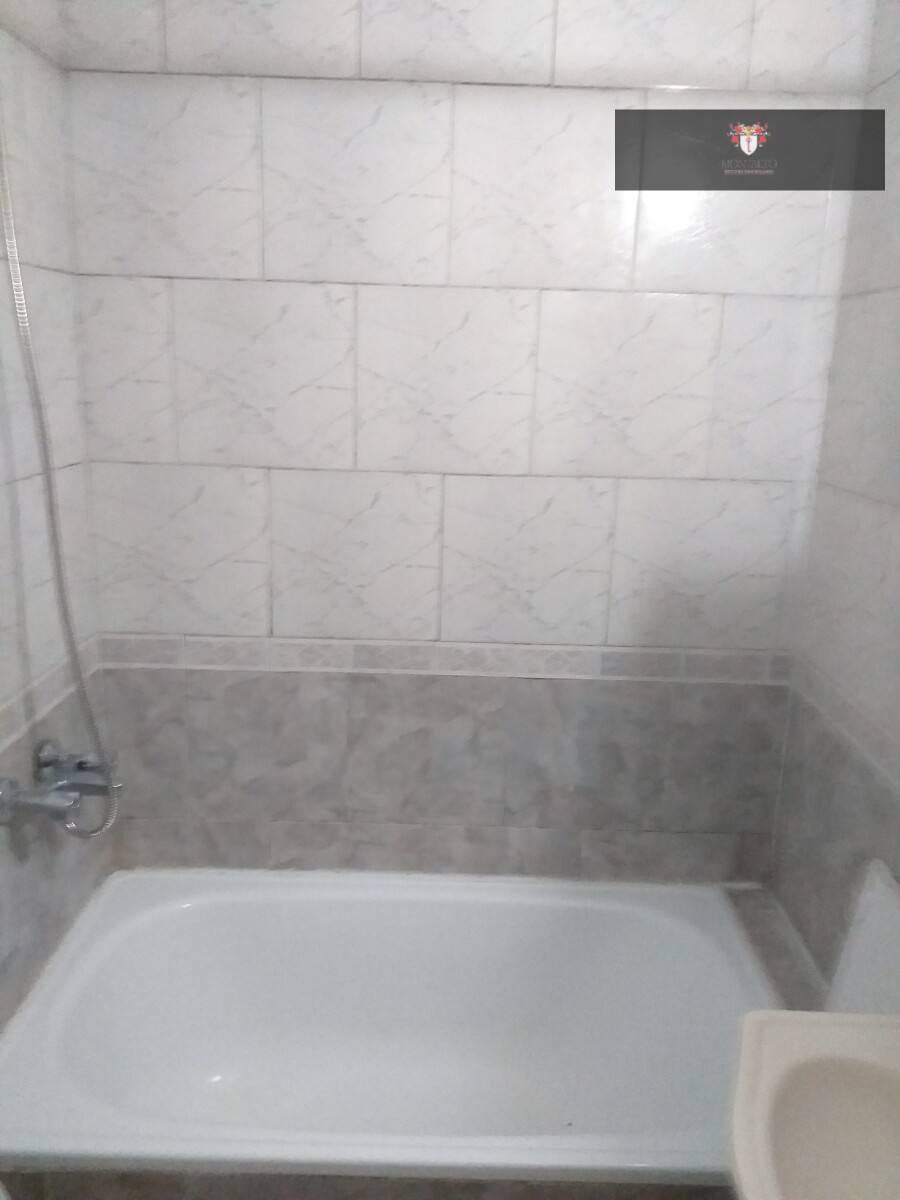 MONOAMBIENTE 1 PISO - 6