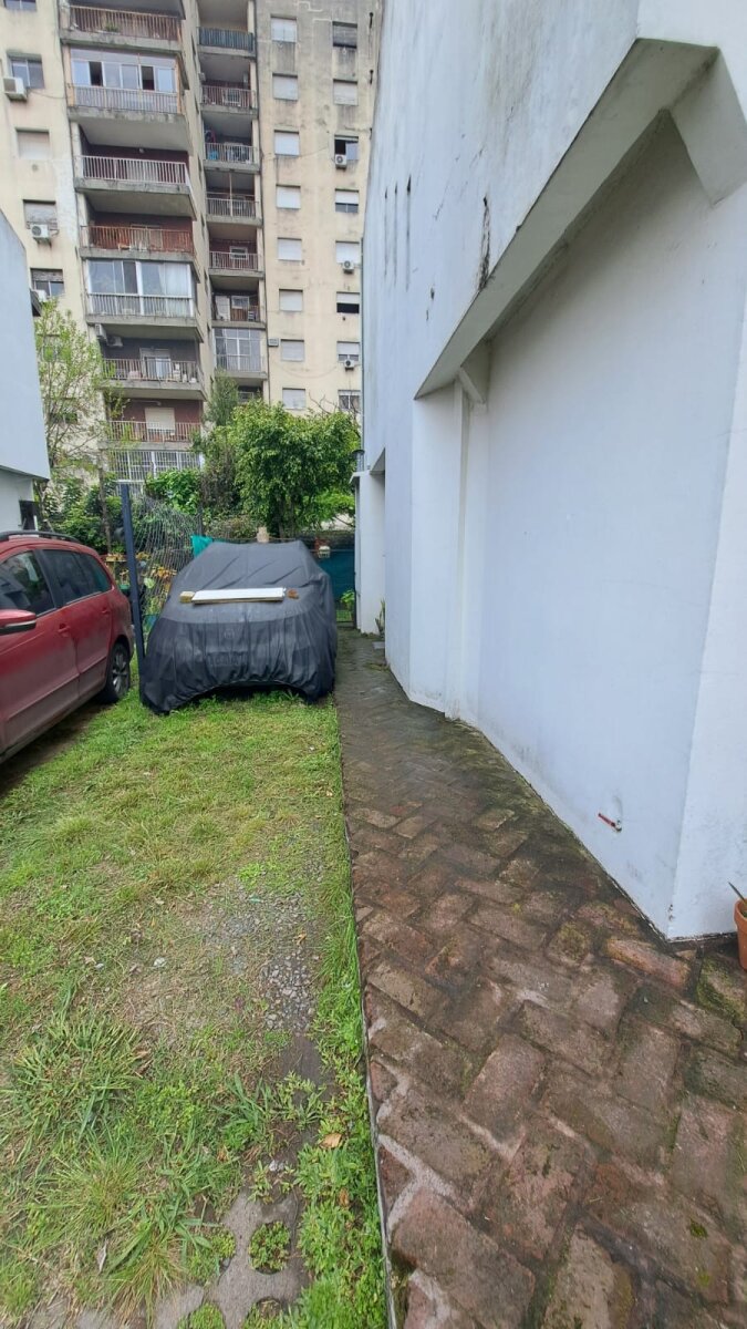 Duplex 4 ambientes, con Cochera y Patio - Villa Celina - Pintos 2997 - 8