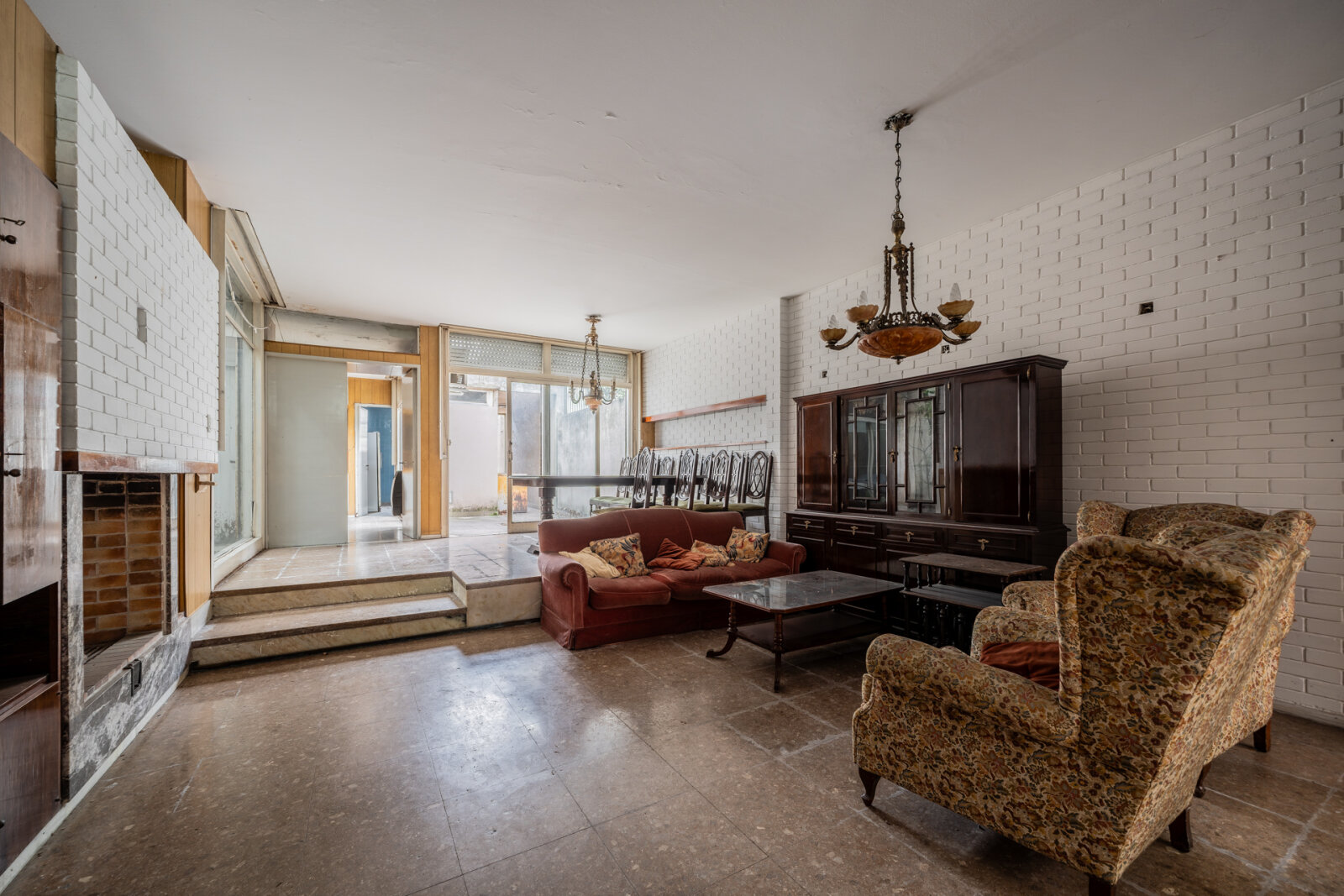 Casa de 6 ambientes con jardín, galería, terraza y cochera - 6