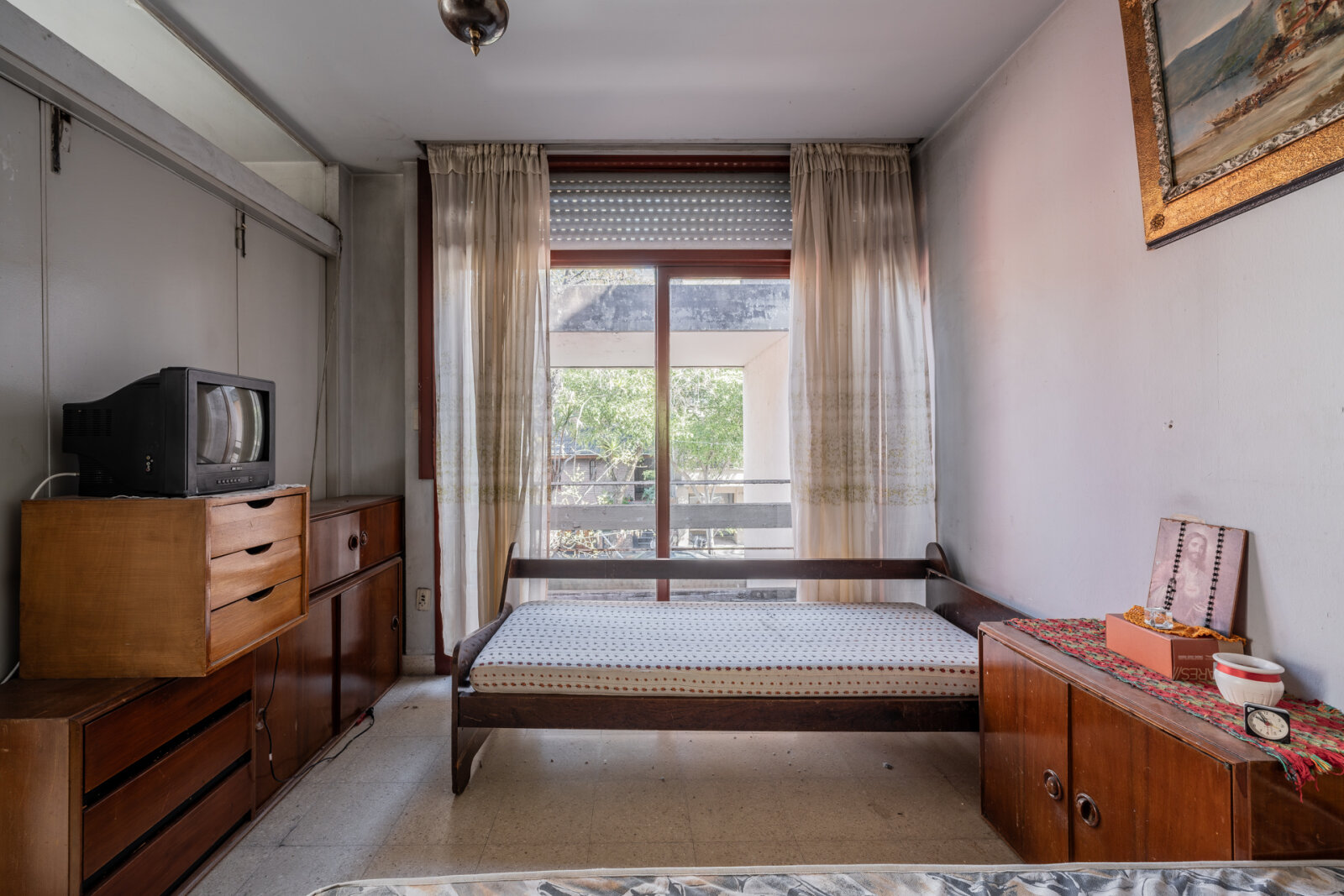 Casa de 6 ambientes con jardín, galería, terraza y cochera - 19
