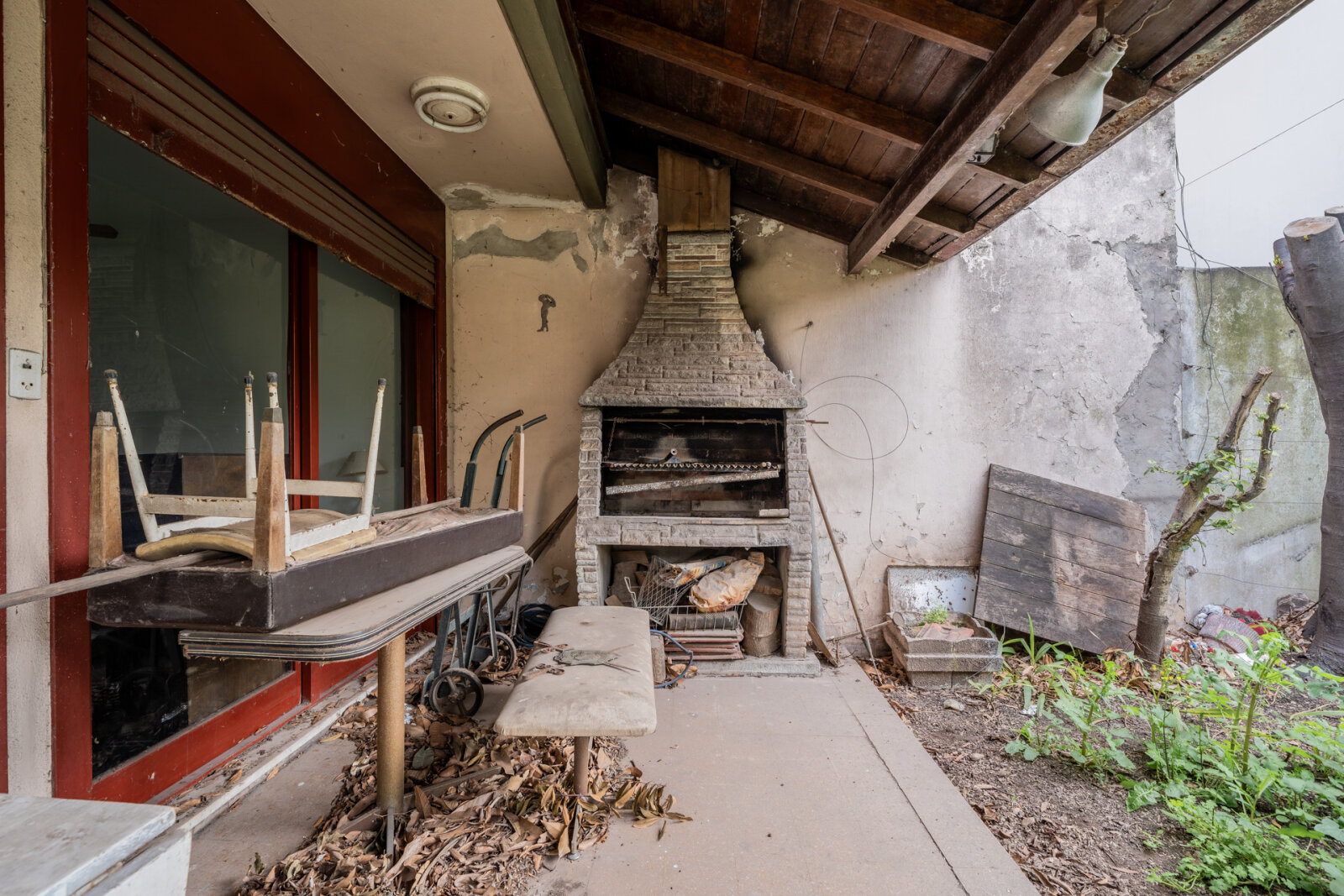 Casa de 6 ambientes con jardín, galería, terraza y cochera - 33