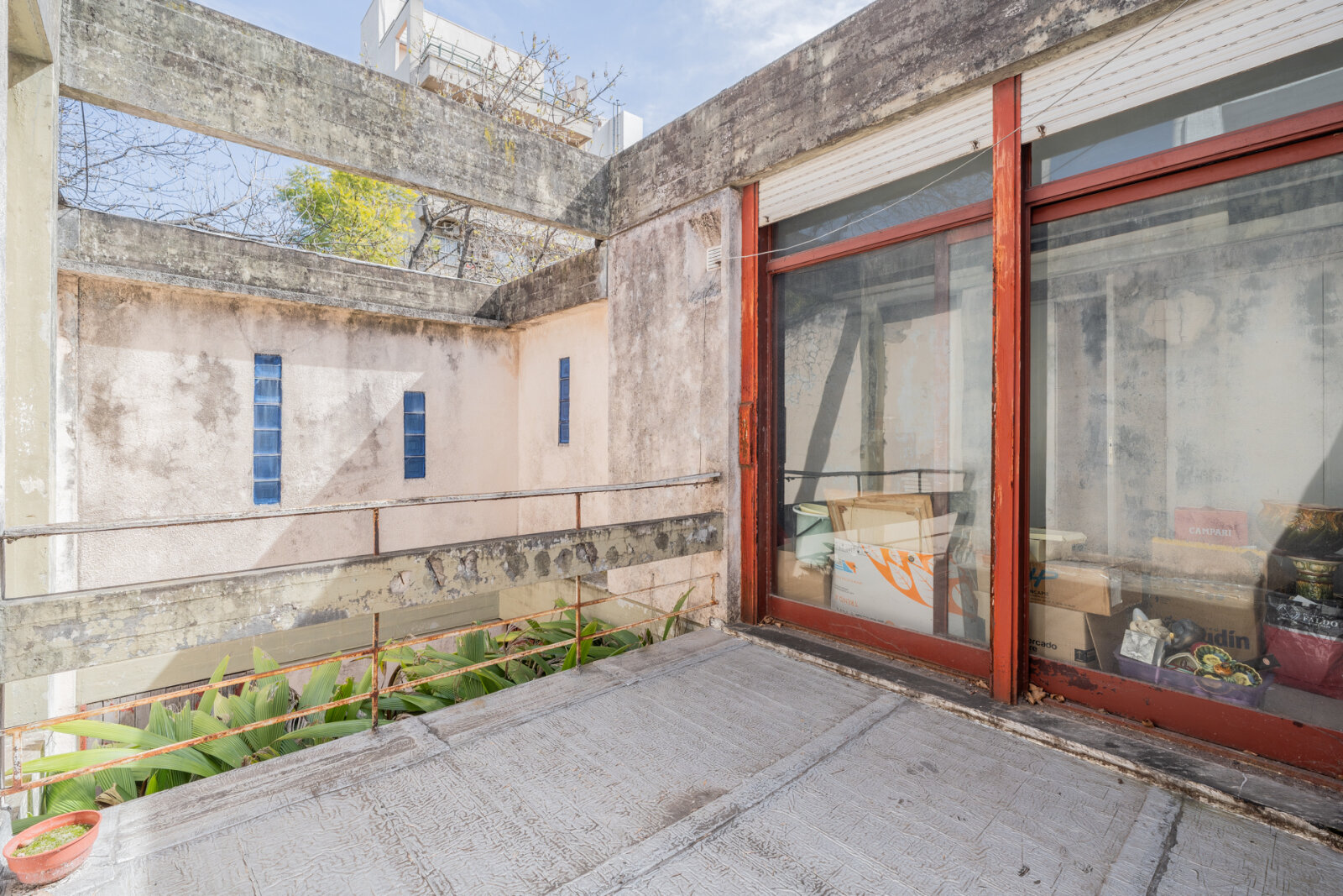 Casa de 6 ambientes con jardín, galería, terraza y cochera - 18