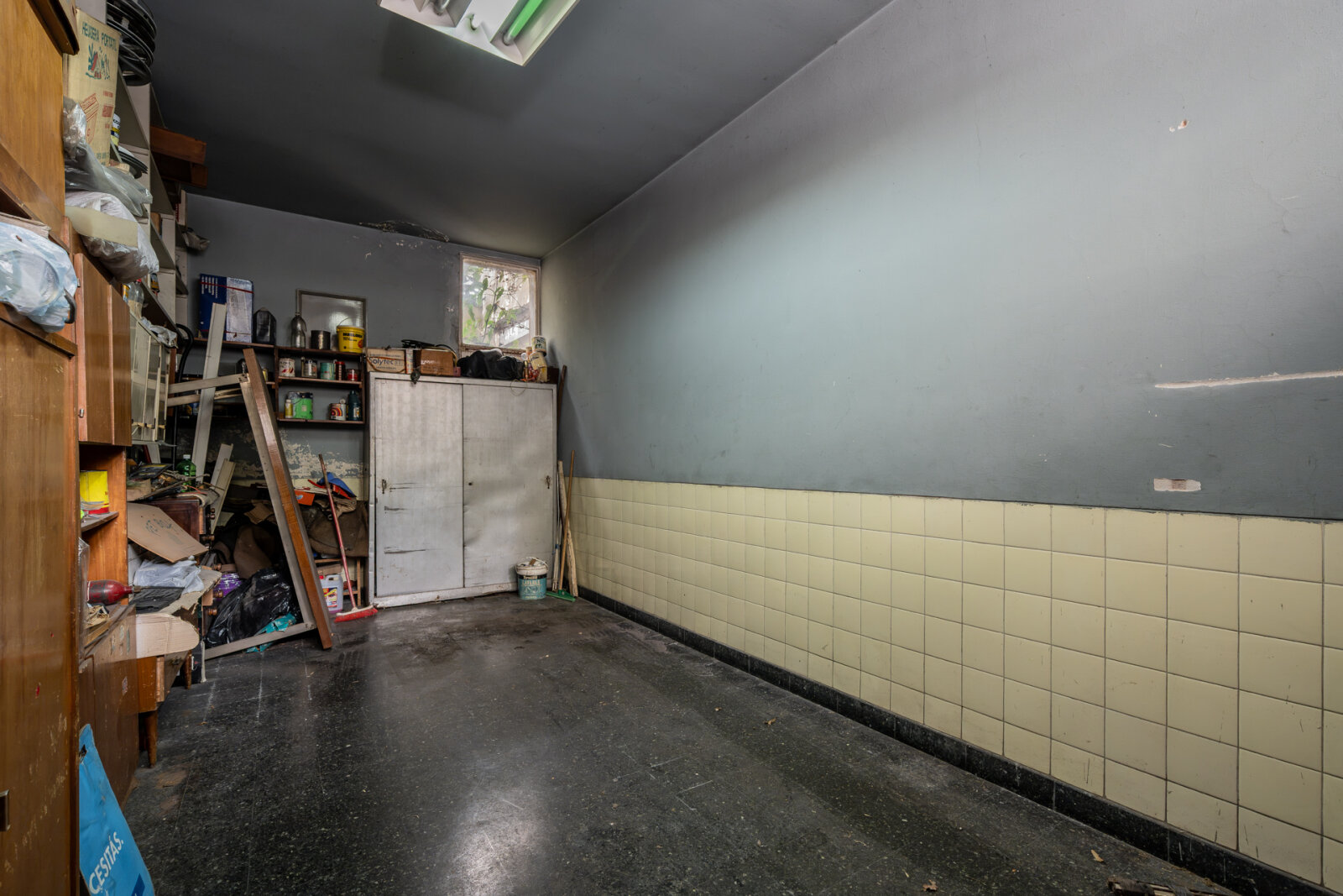 Casa de 6 ambientes con jardín, galería, terraza y cochera - 29