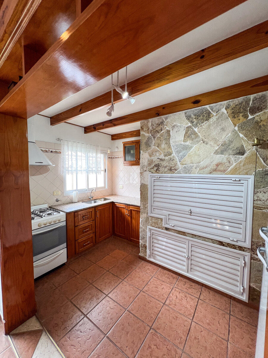 Casa en venta barrio Naposta - 23