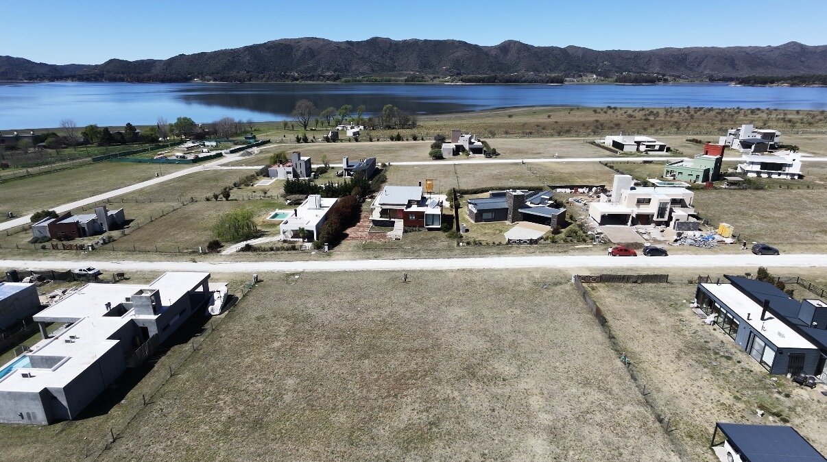 Lote 1156 m2 en Puerto Del Aguila- a 500 metros del lago, barrio nautico - 7