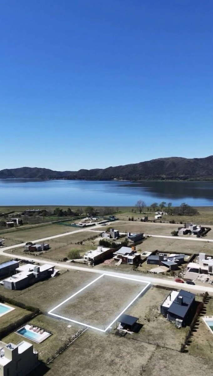 Lote 1156 m2 en Puerto Del Aguila- a 500 metros del lago, barrio nautico - 1
