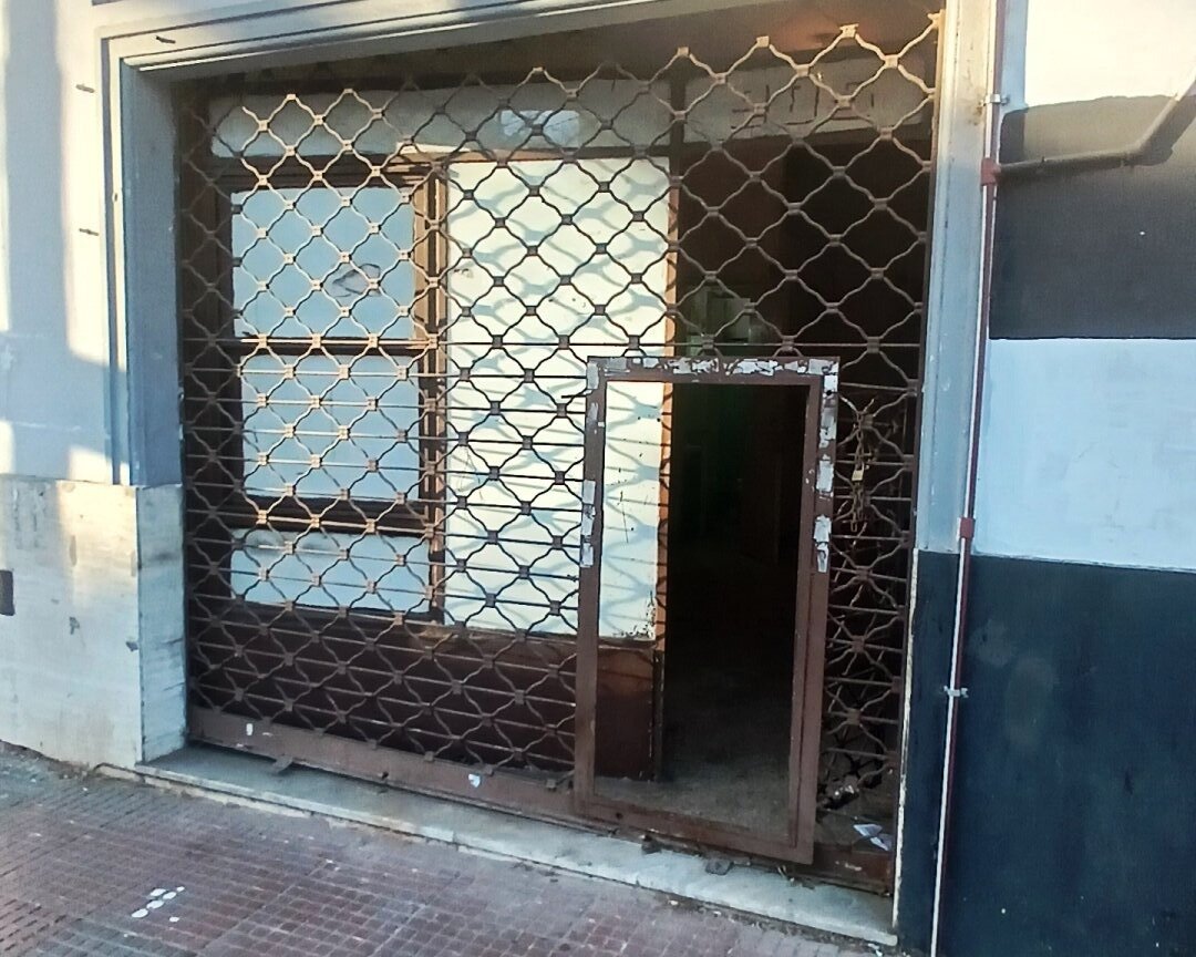 FLORESTA - Local en VENTA - A pasos Av. Juan B. Justo y próximo a Segurola y Centro Com. Avellaneda - 5