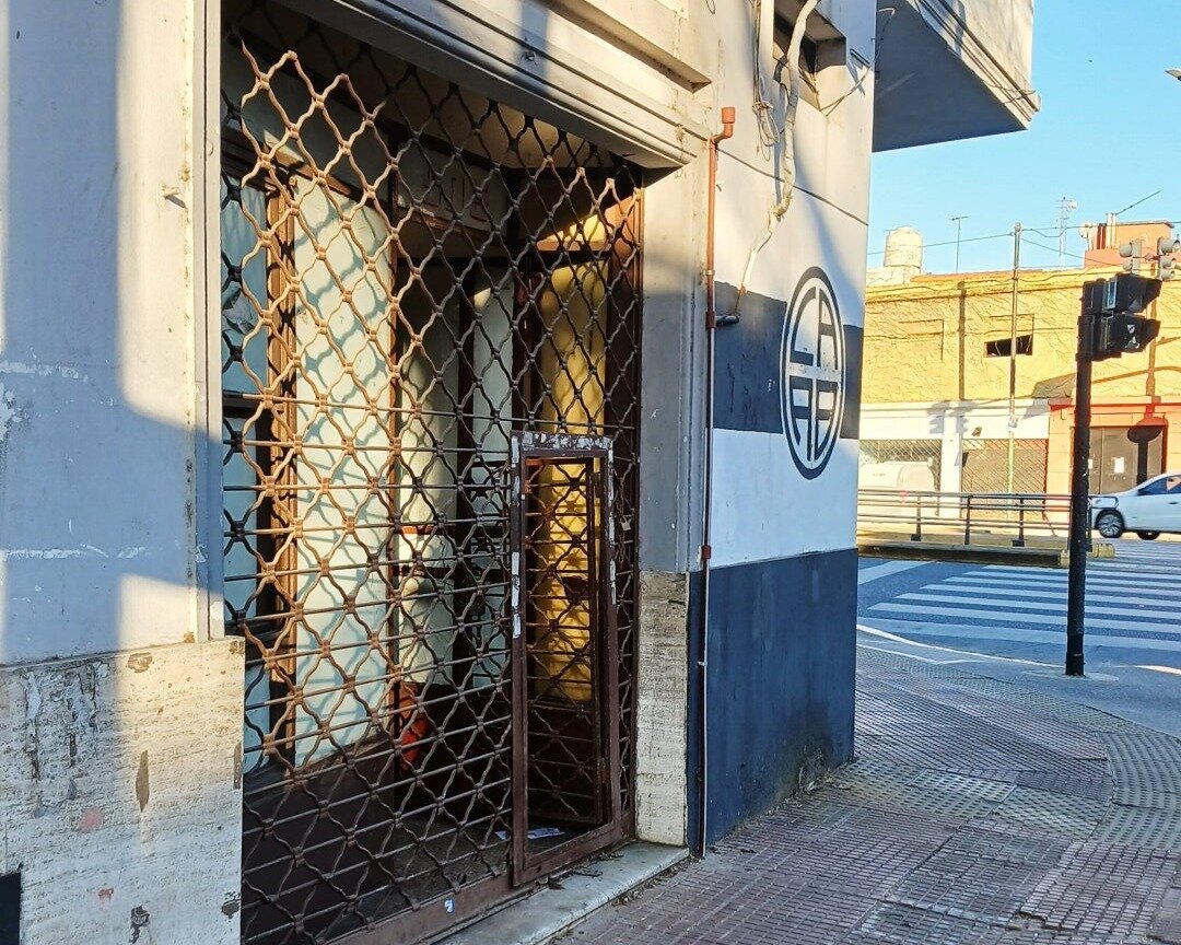 FLORESTA - Local en VENTA - A pasos Av. Juan B. Justo y próximo a Segurola y Centro Com. Avellaneda - 4