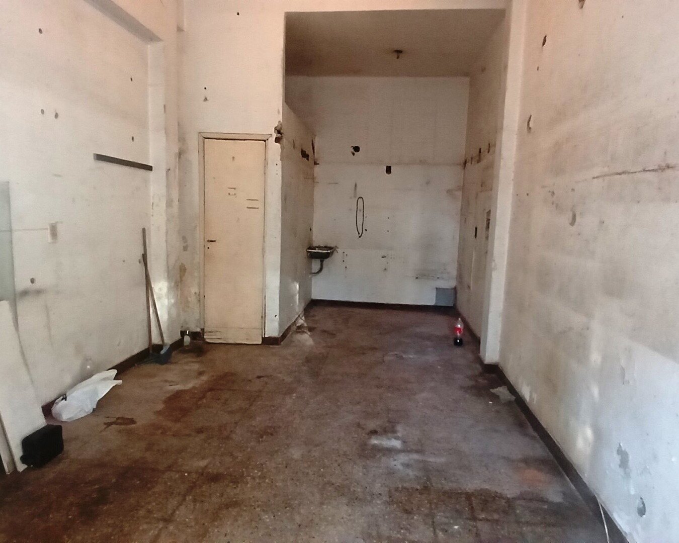 FLORESTA - Local en VENTA - A pasos Av. Juan B. Justo y próximo a Segurola y Centro Com. Avellaneda - 12
