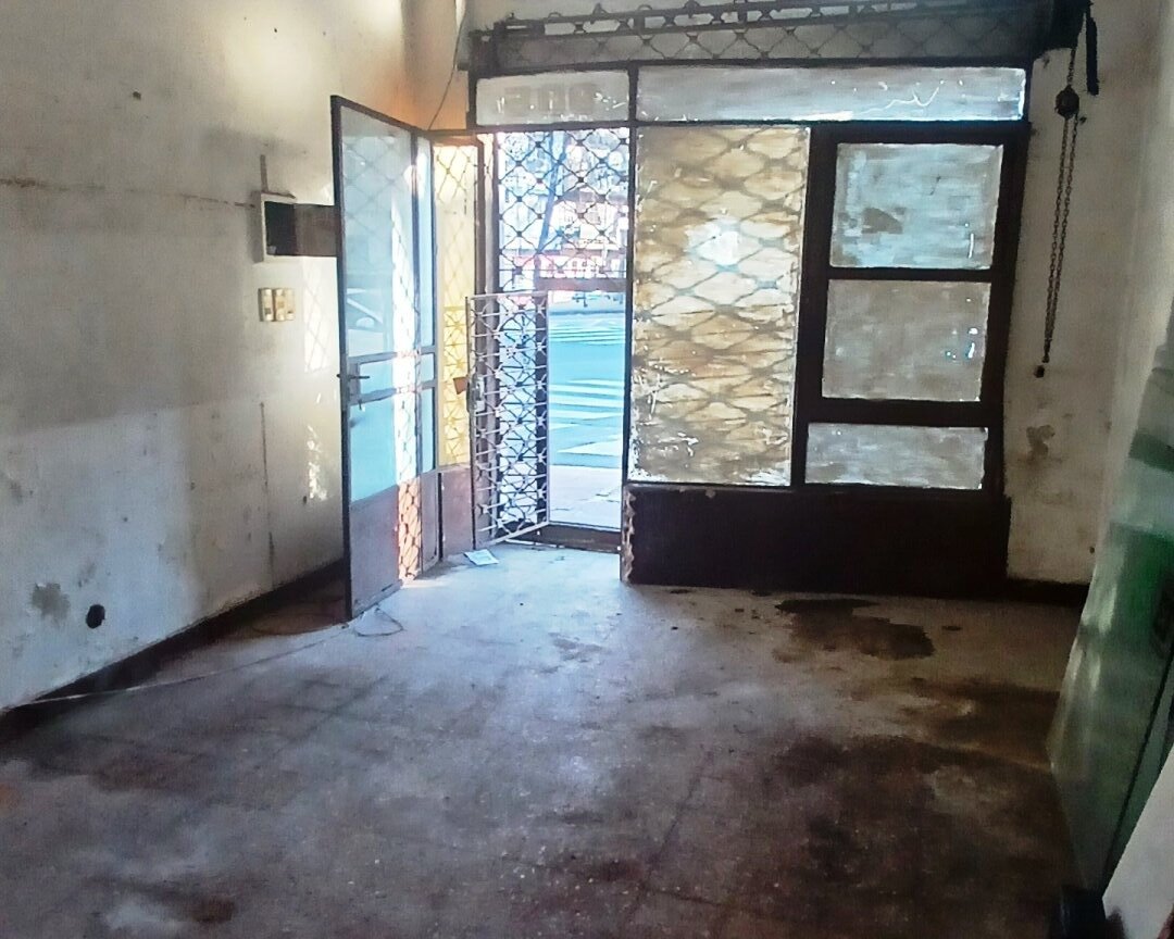 FLORESTA - Local en VENTA - A pasos Av. Juan B. Justo y próximo a Segurola y Centro Com. Avellaneda - 22