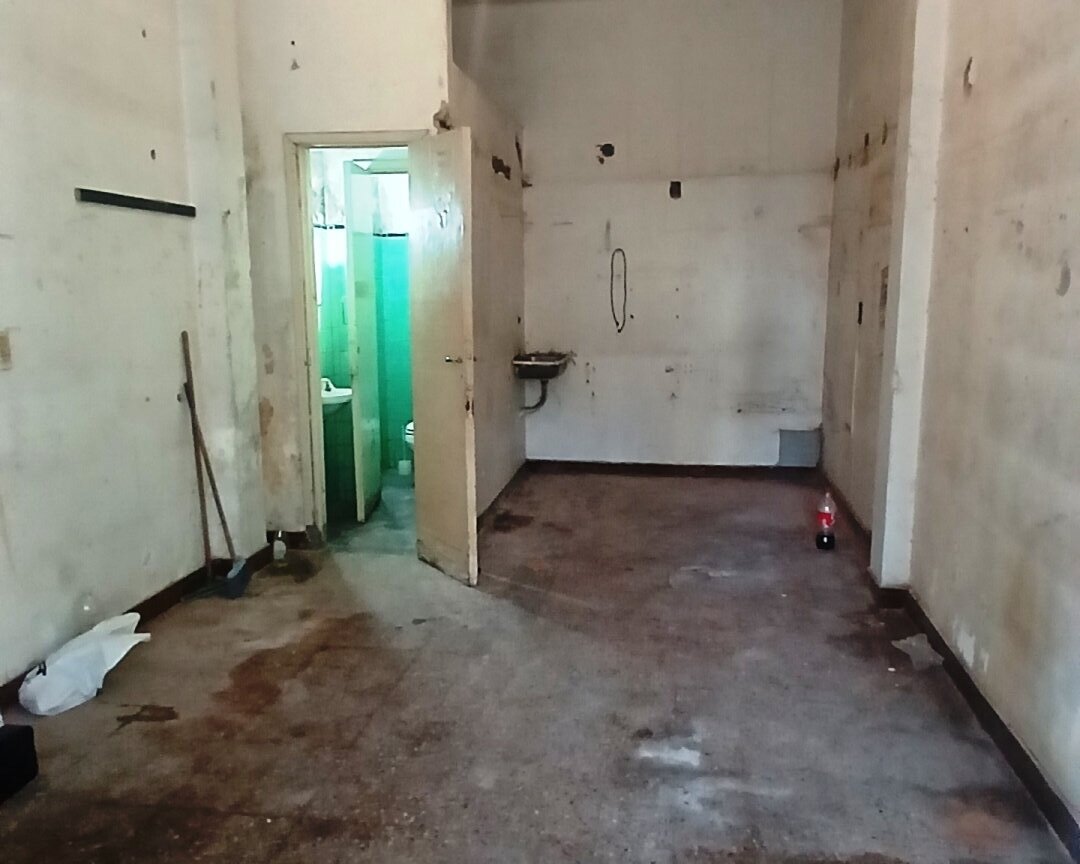 FLORESTA - Local en VENTA - A pasos Av. Juan B. Justo y próximo a Segurola y Centro Com. Avellaneda - 24