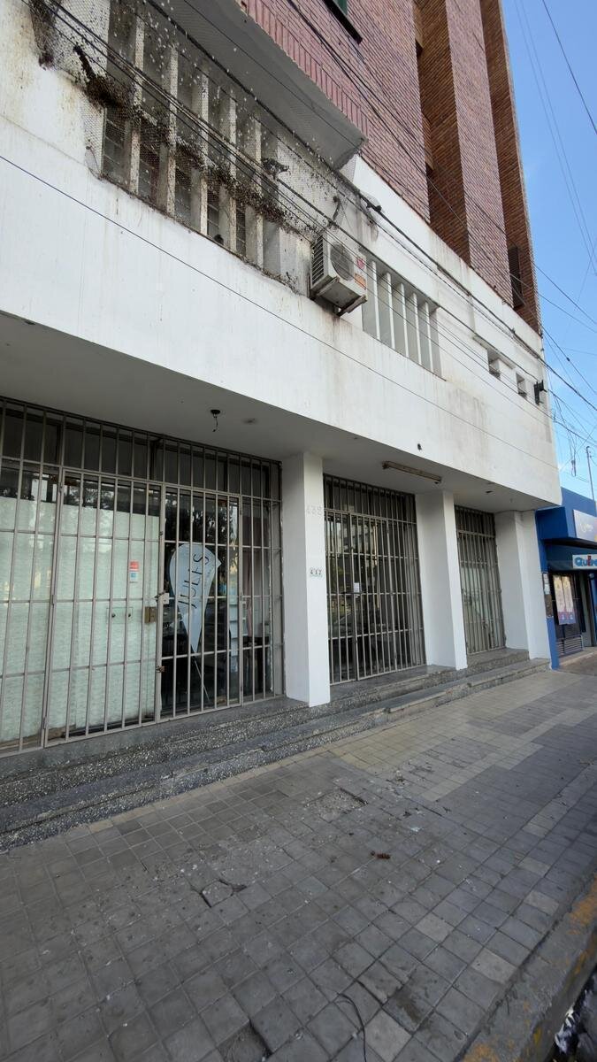 OPORTUNIDAD UNICA: LOCAL 600 m² 2 PLANTAS. FINANCIACIÓN DISPONIBLE - Imagen 2