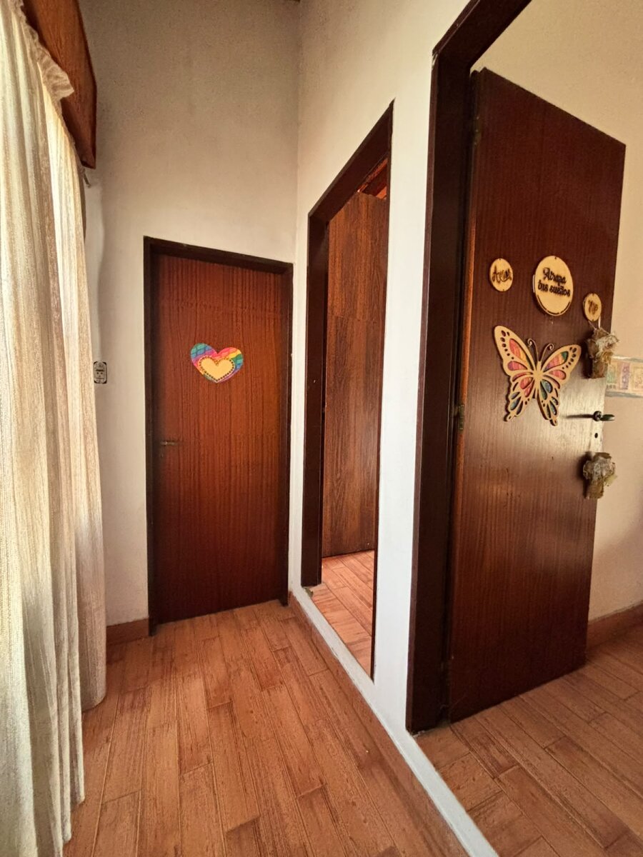 Casa con 3 habitaciones, quincho y pileta en venta en Ramos Mejía - 29
