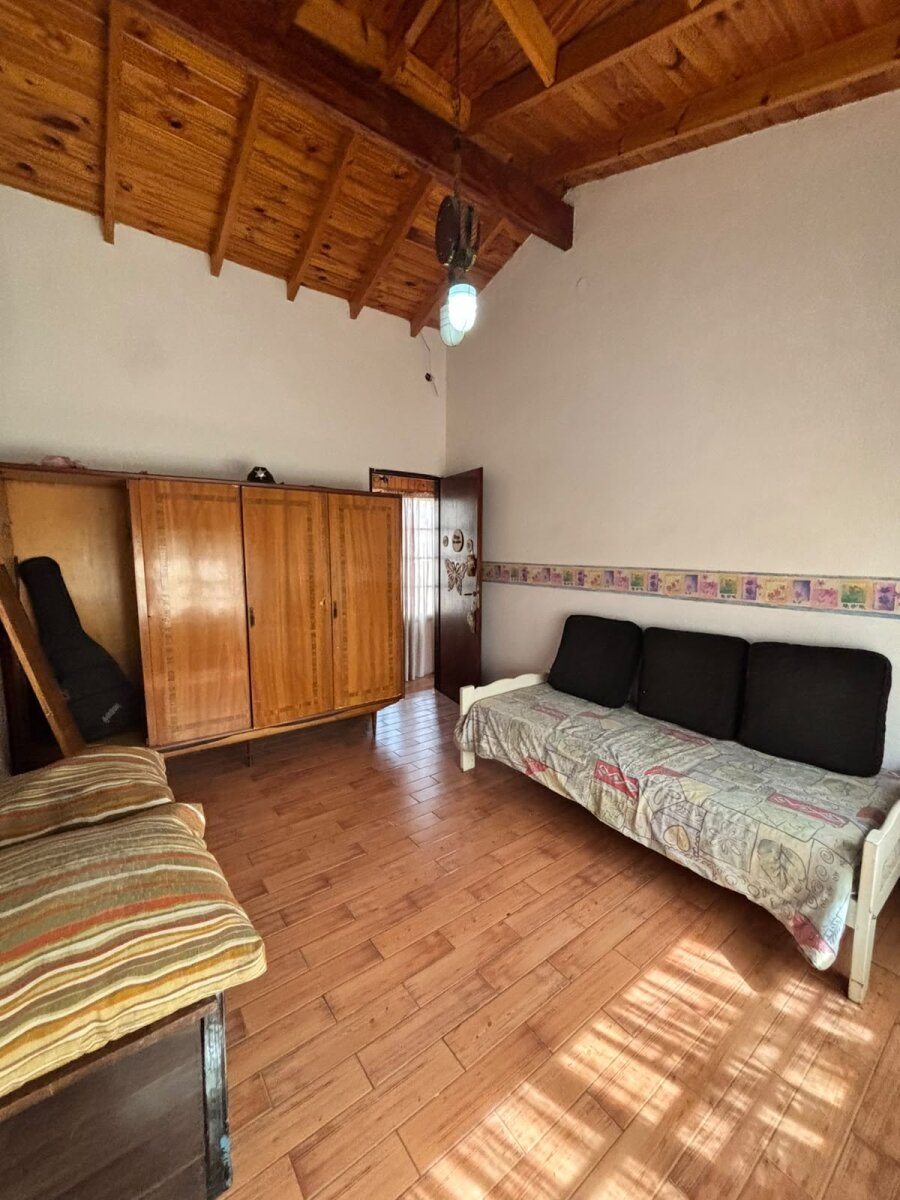 Casa con 3 habitaciones, quincho y pileta en venta en Ramos Mejía - 31